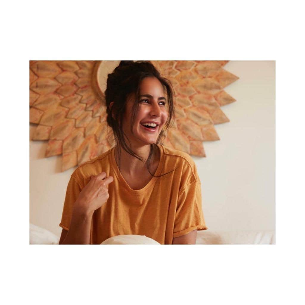 カトリーナ・カイフさんのインスタグラム写真 - (カトリーナ・カイフInstagram)「Looking at the brighter side」9月1日 18時20分 - katrinakaif