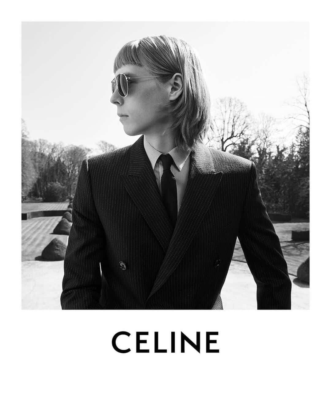 Celineさんのインスタグラム写真 - (CelineInstagram)「CELINE MEN WINTER 19 ATTICUS PHOTOGRAPHED IN MARCH 2019  AVAILABLE NOW IN STORE AND CELINE.COM ⠀⠀⠀⠀⠀⠀ #CELINEBYHEDISLIMANE」9月1日 18時29分 - celine