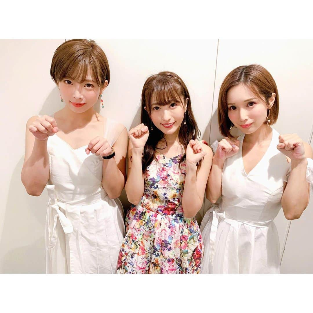 小島みなみさんのインスタグラム写真 - (小島みなみInstagram)「. . #小桃音まい さん主催公演 「ネコトマイ」＠神田明神ホール #おとといフライデー 呼んで頂きました💐♡ . 会場のみなさんが 暖かくむかえてくれて チェキ会も楽し過ぎました🥺 あのあたたかさ..もはやハワイ.. いや、ほんとに。 . 素敵な時間を ありがとうございました🌺 . . . #おとフラ #ライブ #神田明神ホール」9月1日 18時44分 - kojima_minami_373