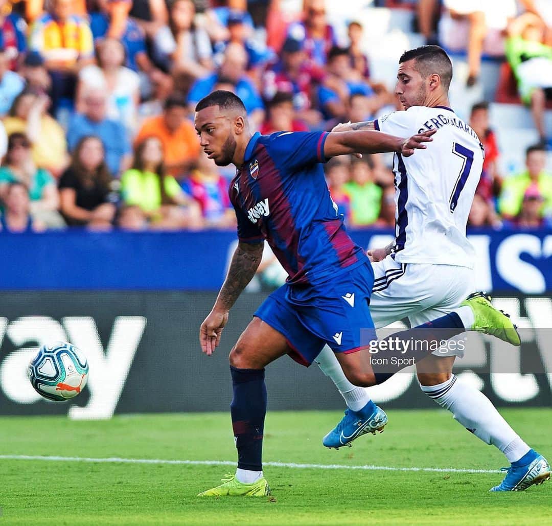 のインスタグラム：「No way ⛔️✋🏽 excelente victoria y un enorme trabajo de todos. Este es el camino a seguir 👏🏽 @levanteud」