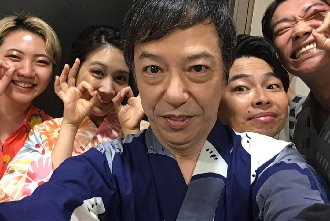 板尾創路さんのインスタグラム写真 - (板尾創路Instagram)「映画「おいしい家族」 特別試写会❗️ ９月２０日全国公開です！❣️」9月1日 19時25分 - itaoitsuj