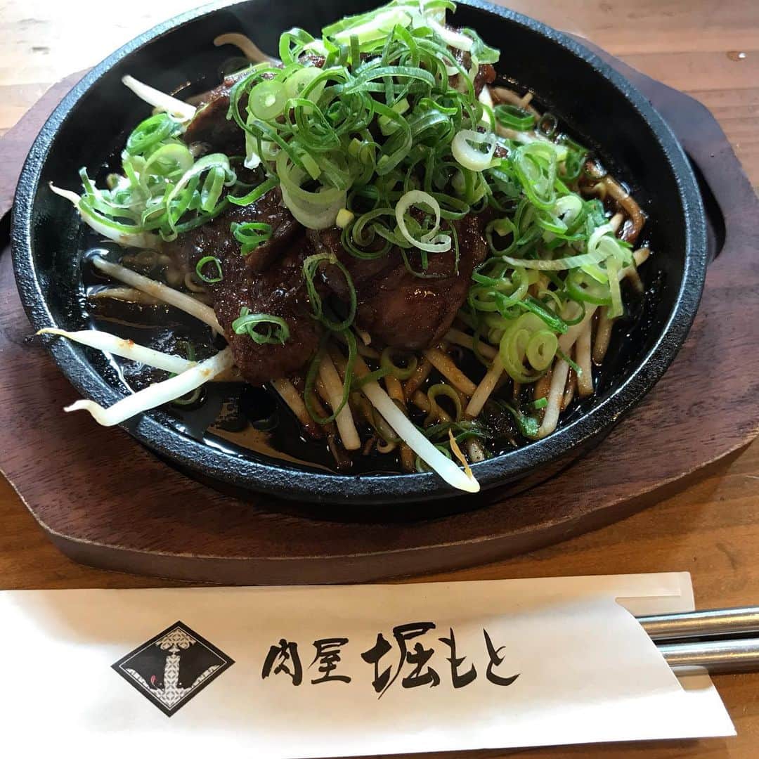 静岡グルメ情報さんのインスタグラム写真 - (静岡グルメ情報Instagram)「・ こんな所にあったとは！ ・ 武道館行く際は絶対立ち寄ろー ・ 後2回に分けてupします。 ・ #いいね返し #Shizuoka  #東海 #食べ物 #静岡グルメ #静岡ランチ #パン🥐 #インスタ映え #酒飲み #静岡 #静岡市街中ランチ #ラーメン🍜 #おすすめカフェ☕️#静岡市パン屋 #デザート #スイーツ🍰 #駿河区ランチ  #葵区ランチ #静岡市ランチ #静岡市グルメ #静岡市カフェ #静岡市 #美味しいもの大好き #食通 ・ ・ 静岡市の食通さんと繋がりたい 情報交換求む  もっと美味しい店知りたい ・ #followme #eat #grumet #food #cafe #lunch」9月2日 1時13分 - syokutsuu_itete_in_shizuoka
