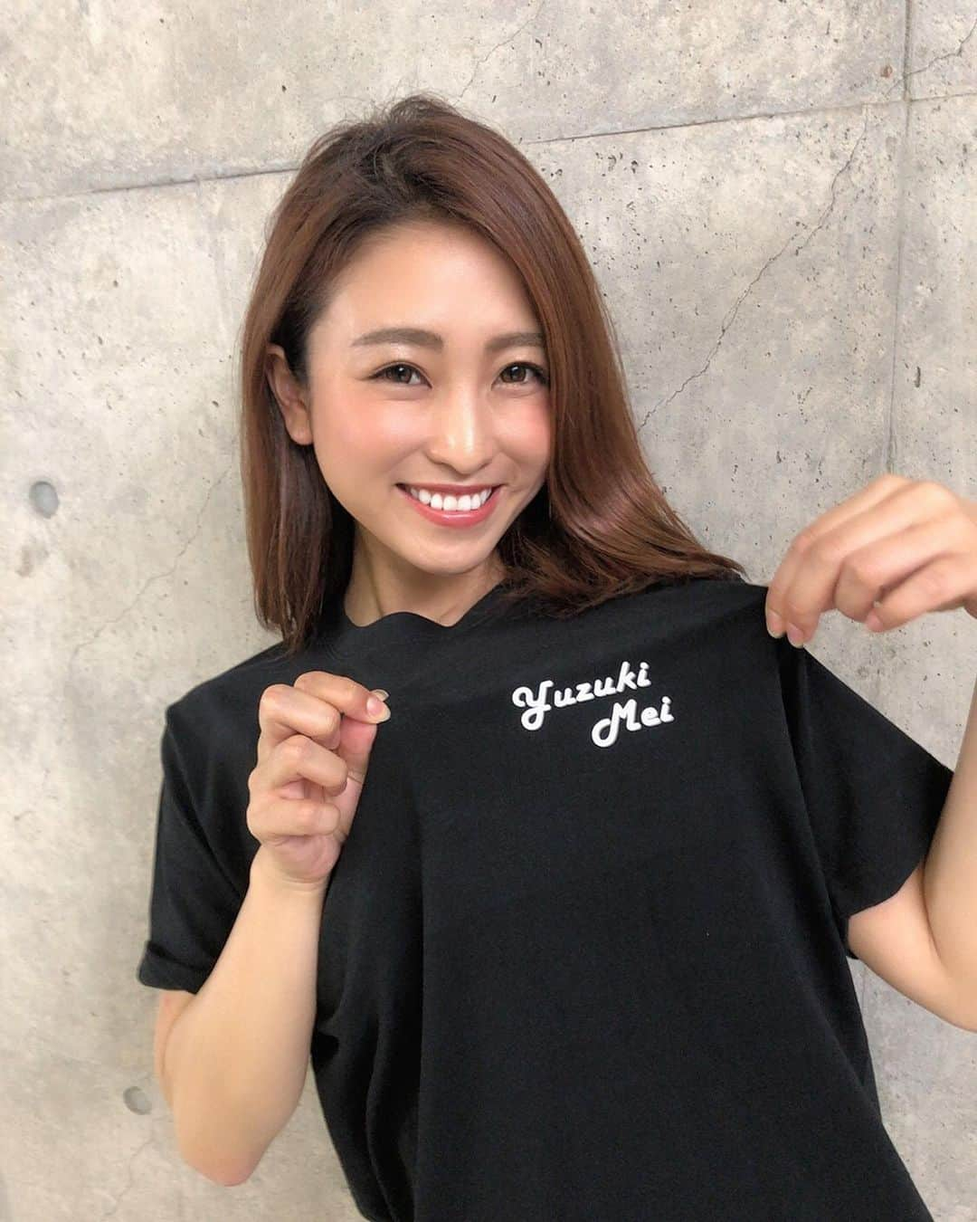 柚月めいさんのインスタグラム写真 - (柚月めいInstagram)「. 名前入りのTシャツ作ってもらったん👕👟 . . . #fashion#ootd#tshirt#tシャツ#original#名前入り#カスタムカー#北陸カスタムカーショー#思い出#photo#pic#model#follw#instagood#smile #柚月めい」9月1日 20時20分 - meimei.yuzu