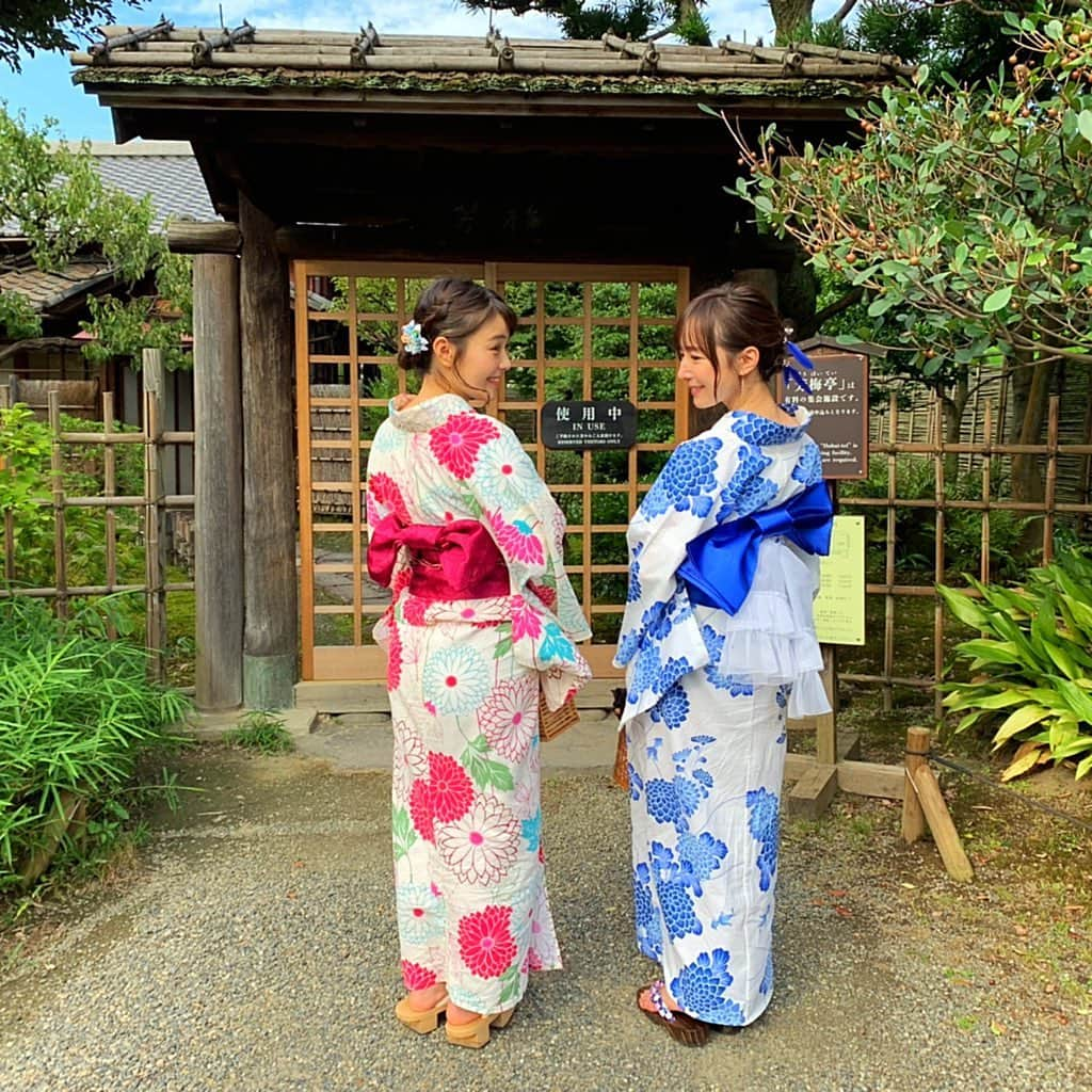 山川恵里佳さんのインスタグラム写真 - (山川恵里佳Instagram)「・ ・ 浜離宮好きのひーひゃんに案内してもらったよ😊綺麗な景色と可愛いひーひゃんに癒された💗 ・ ・ @ob_kimono  @ikebana.hobby  #浜離宮恩賜庭園#美しい景色#美しい風景#浴衣#和装#日本#japan#japanculture#nature#green#beautifulworld#自然#癒し#癒しスポット#instagood#instafashion#world#残暑#todayful#todaystyle#japan_vacations#pond#日本庭園#japanesgarden#kimonostyle ・ ・ 突然現れたカメラマン…おおしまさん♡」9月1日 20時26分 - erika_3_official