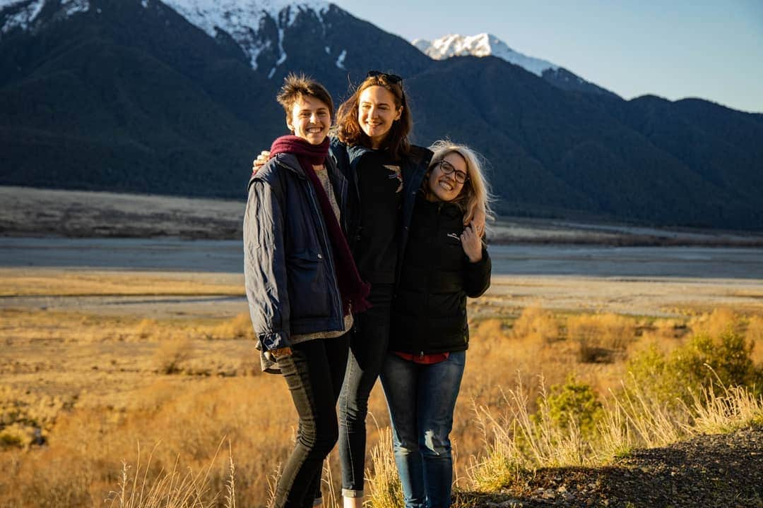 ケイト・キャンベルさんのインスタグラム写真 - (ケイト・キャンベルInstagram)「Scenery that was only topped by the company! Spent our last 2 days in New Zealand driving to Hokitika and then to Christchurch. Safe to say I will be back to do more exploring. #holidayspamover #traveling #newzealand #untilnexttime #memories #allofthecornyhashtags」9月1日 20時37分 - cate_campbell