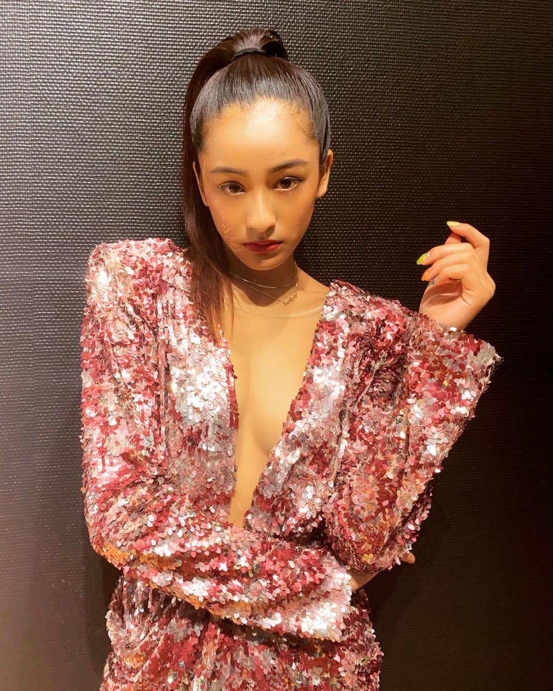 木佐貫まやさんのインスタグラム写真 - (木佐貫まやInstagram)「I guess I’m wearing what I want even if I be grandma 👵 look at this gorgeous dress🤤🎶 おばあちゃんになっても自分の着たい服を着てる気がする。素敵なお洋服でしょ😳💓」9月1日 20時38分 - maaayaofficial