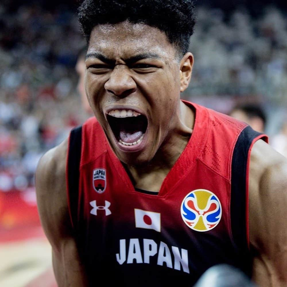 FIBAさんのインスタグラム写真 - (FIBAInstagram)「Swipe ➡️ to see why @rui_8mura was hyped! 🔥🔥 ⁣ ⁣ #FIBAWC #JapanGotGame」9月1日 20時54分 - fiba