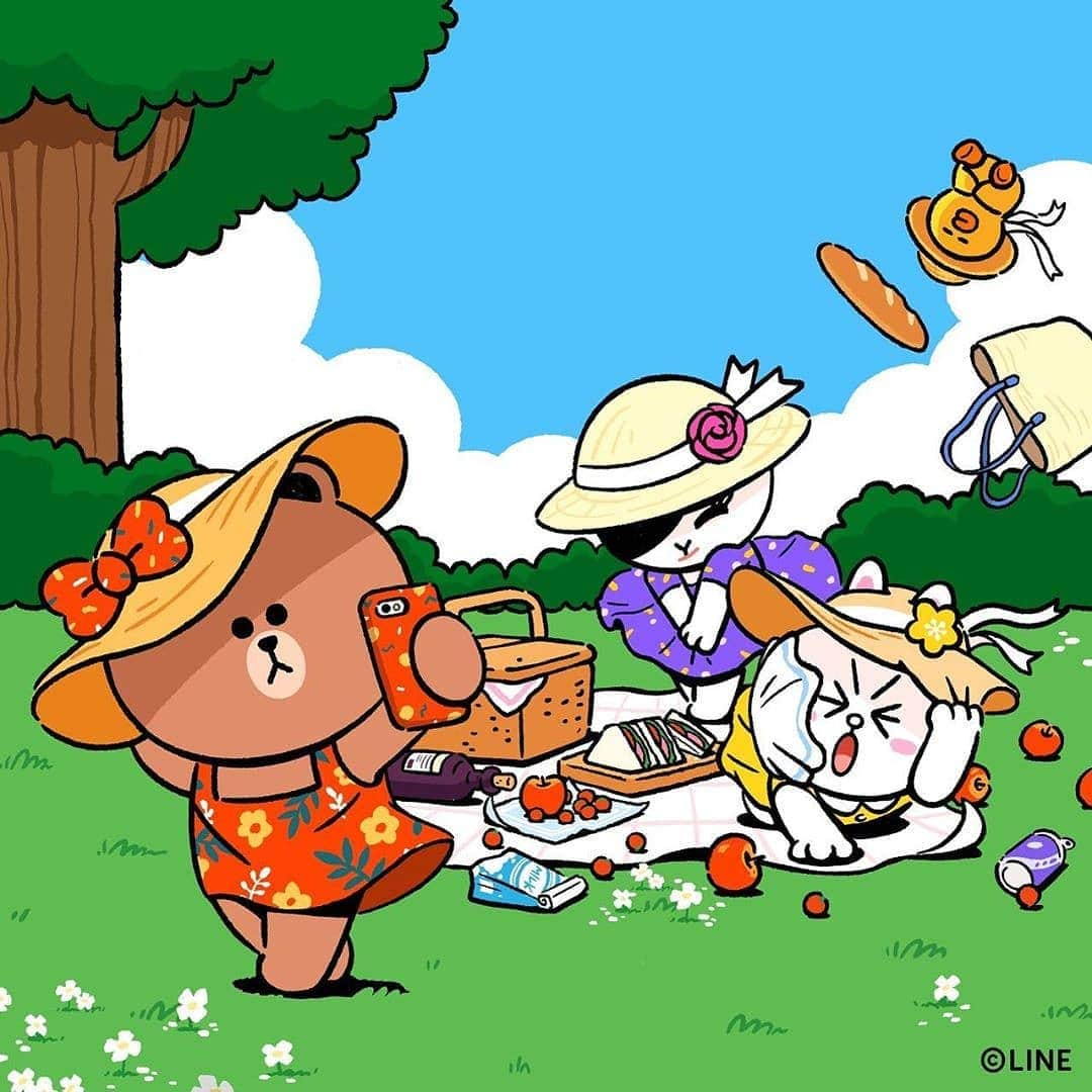 CHOCOのインスタグラム：「#SelfieMaster Class 101🤳  Chapter 1.  Stay strong  #Little #Breezy #Today #Selfie #Picnic #Girlsdayout  #CHOCO #CONY #JESSICA #SALLY #LINEFRIENDS」