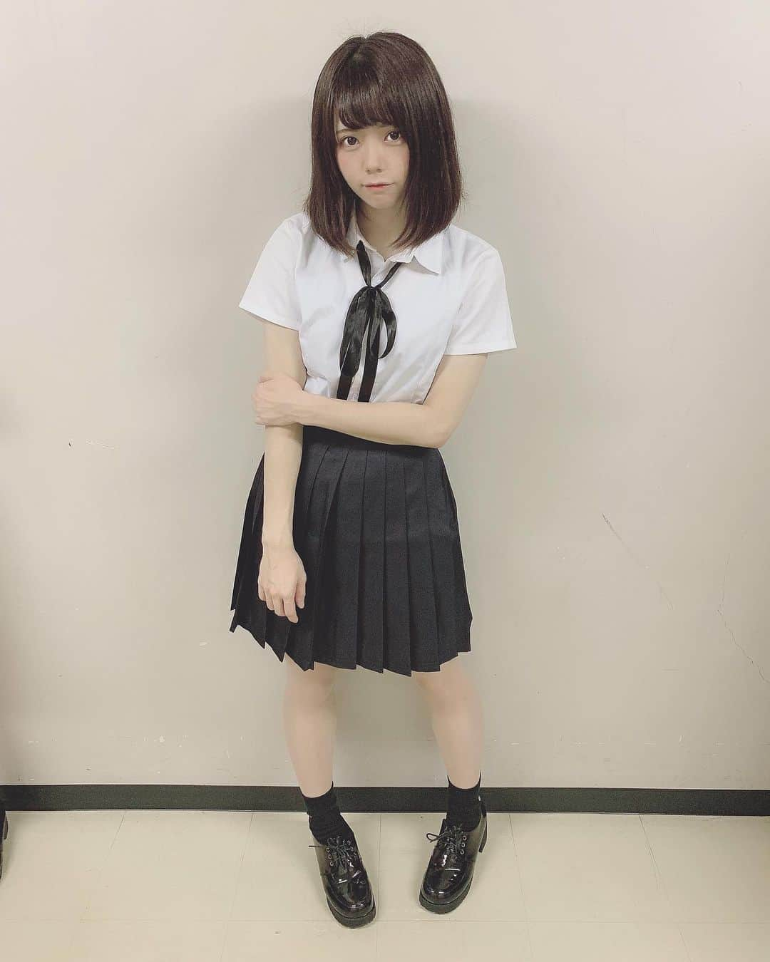 日南遥さんのインスタグラム写真 - (日南遥Instagram)「. . . 制服٭.*･ . 現役の頃の前髪再現してみたの。」9月1日 21時01分 - haruka_hinami