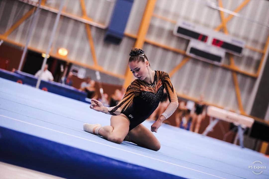 エイトォーラ・トールズドッティルのインスタグラム：「First worlds team qualification ✔  Thankfull for the people around me  who made yesterday possible♡」