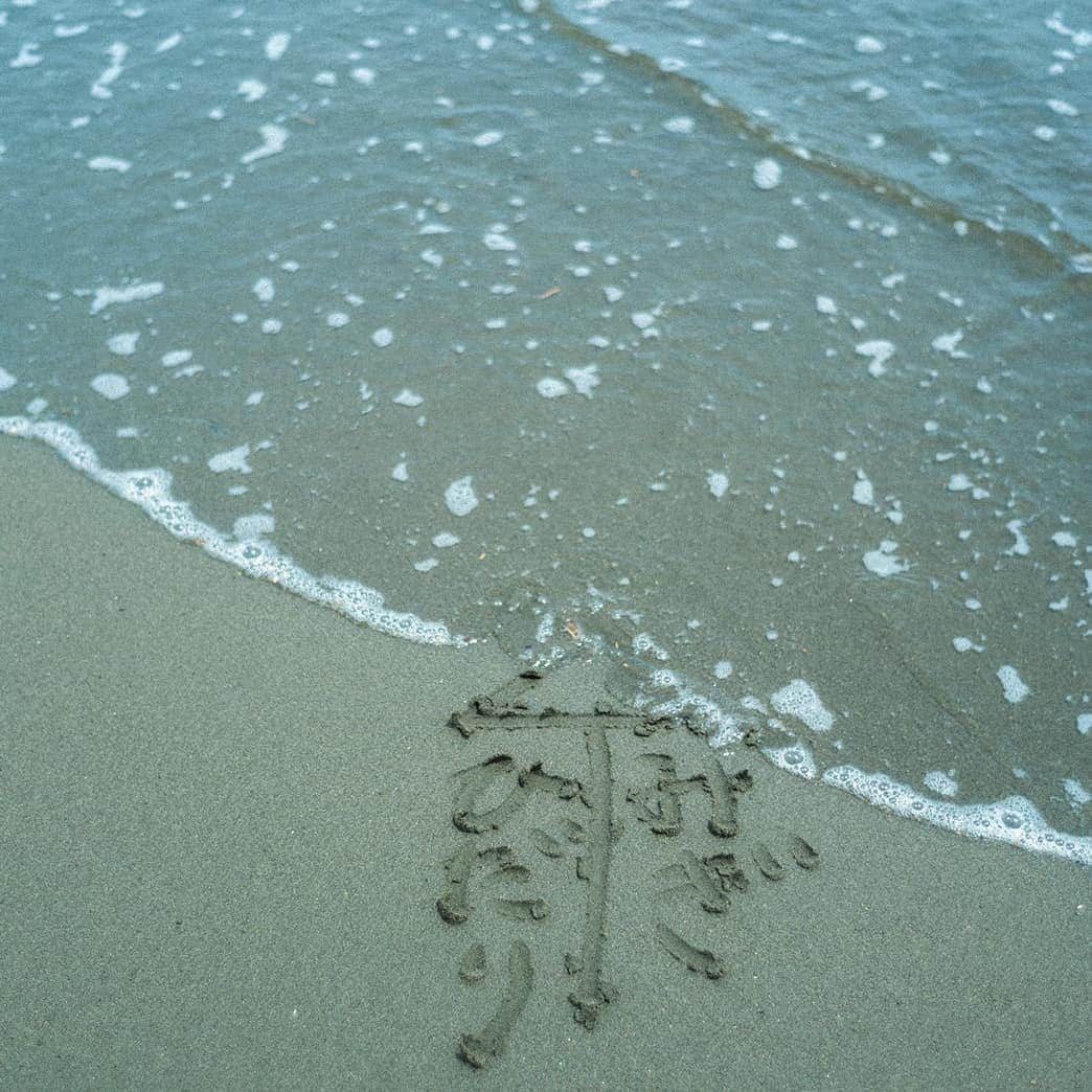 ムーディ勝山さんのインスタグラム写真 - (ムーディ勝山Instagram)「また受け流そうって約束した、、夏。」9月1日 21時23分 - katsuyama0611