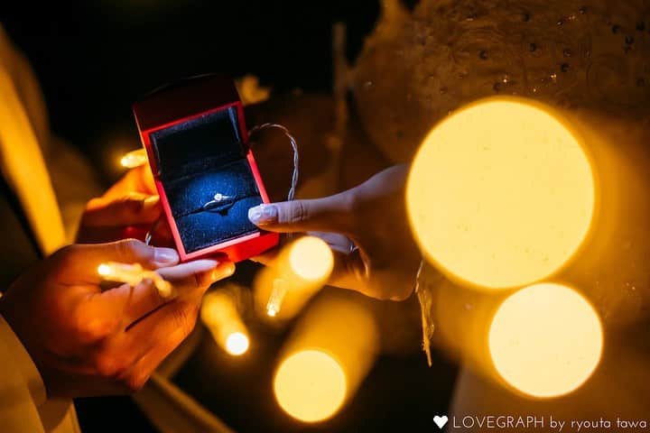 Lovegraph［ラブグラフ］さんのインスタグラム写真 - (Lovegraph［ラブグラフ］Instagram)「. 幻想的な夜景と 自由に舞うシャボン玉と。 ┈┈┈┈ ㅤㅤㅤㅤㅤㅤ この写真を撮影した りょうた のLightroomプリセット(写真フィルター)を販売しています❁︎ プロフィールハイライト「プリセット販売」よりご覧ください☻﻿ ㅤㅤㅤ ┈┈┈┈ ㅤㅤㅤ こちらも更新しております @lovegraph_kids @lovegraph_wedding @lovegraph_maternity ㅤㅤㅤ @lovegraph_shichigosan 🆕✨ ㅤㅤㅤ ┈┈┈┈ ㅤㅤㅤ #ラブグラフ #Lovegraph #幸せな瞬間をもっと世界に #カップルフォト倶楽部 #ウェディング#花嫁 #写真好きな人と繋がりたい  #ブライダル #結婚式準備 #前撮りレポ #花嫁ヘア #遠距離恋愛 #遠距離カップル #サプライズ撮影 #誕生日プレゼント#卒花嫁 #フォトウェディング #エンゲージメントフォト #カップル撮影 #カップル写真 #ロケーションフォト #出張撮影 #出張フォト #2020春婚 #japanesegirl ㅤㅤㅤ」9月1日 21時25分 - lovegraph_me