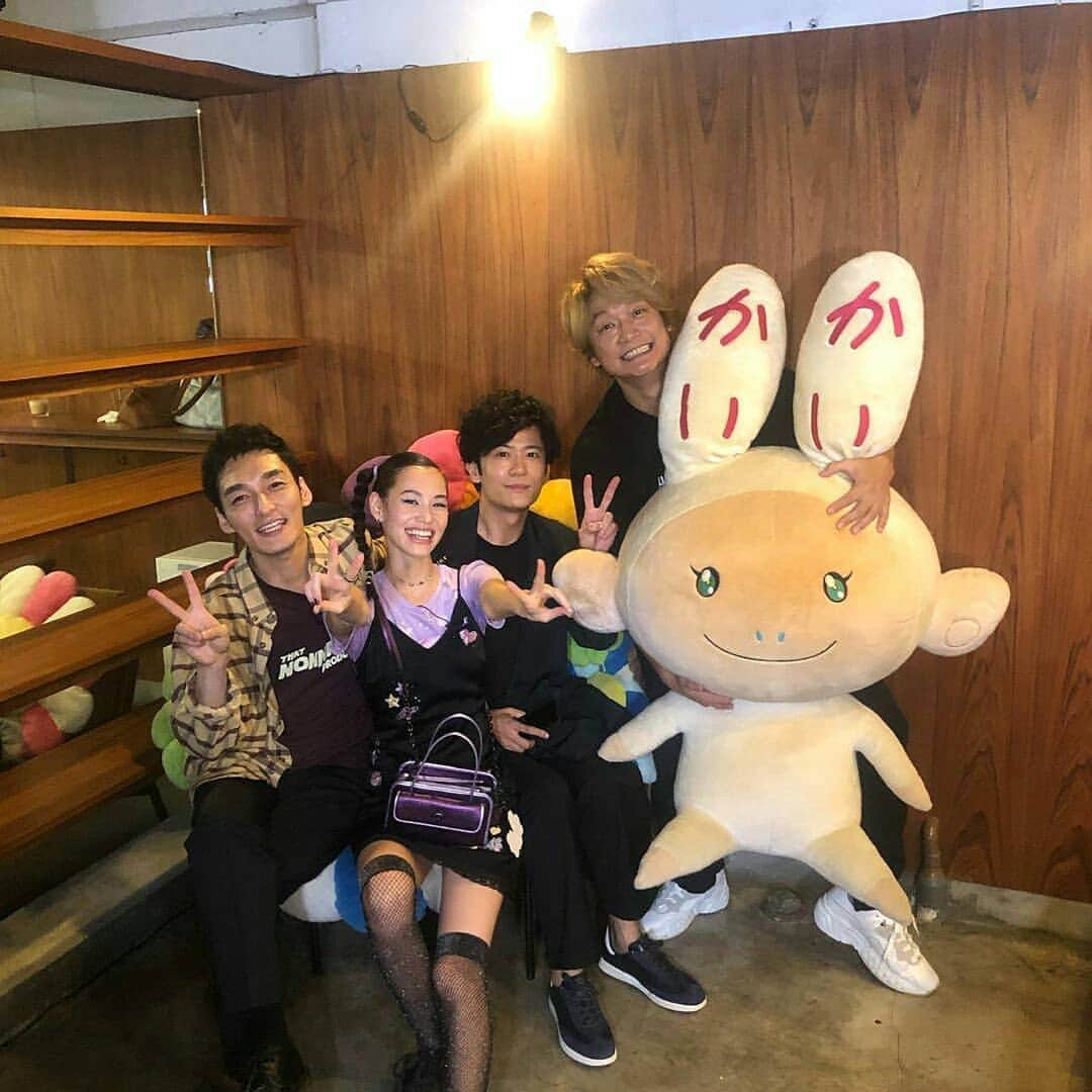 Kiko Mizuhara Fanstagramさんのインスタグラム写真 - (Kiko Mizuhara FanstagramInstagram)「【@tsuyoshikusanagi_official 】 希子ちゃんと剛くん❤❤ またこの二人の共演を観れて幸せ😌 #ななにー #水原希子 #kikomizuhara  #草彅剛」9月1日 21時26分 - k_i_k_o_x_