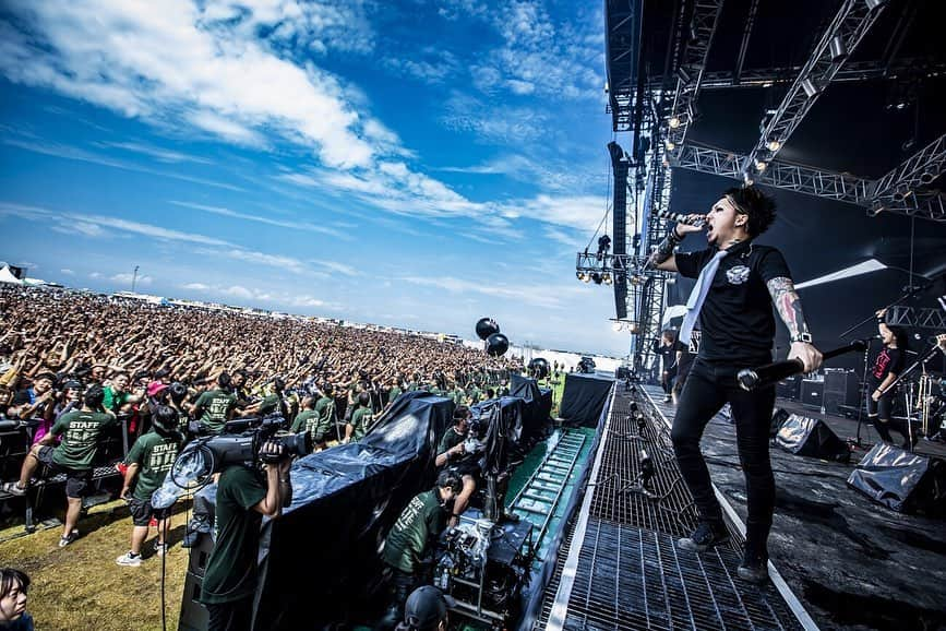 MAH さんのインスタグラム写真 - (MAH Instagram)「TRIPLE AXE TAKEOVER at RUSH BALL 2019.  #SiM #coldrain #HEYSMITH #TAT2019 #RUSHBALL #ラシュボ  Photo @hayachinphoto」9月1日 21時27分 - mahfromsim