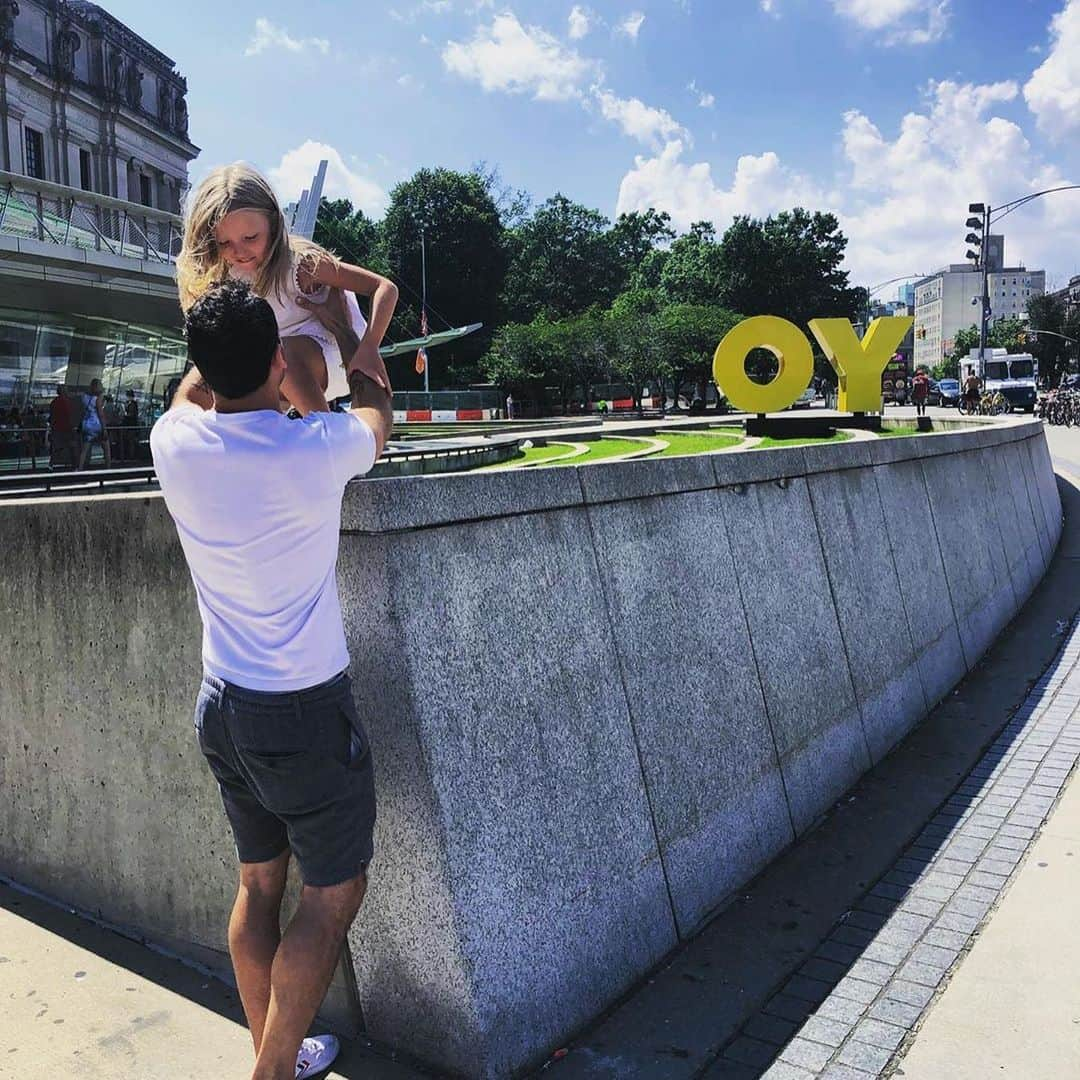 ブルックリン美術館さんのインスタグラム写真 - (ブルックリン美術館Instagram)「Take advantage of our Plaza, where you can soak in the last weekend of summer and relax before tomorrow's big West Indian Parade! On your next visit, be sure to tag your photos with #mybkm for a chance to be featured!﻿⁠ 🌞⁠⠀ ⁠⠀⁠⠀ Photos by recent visitors @hayato_p.j.p @brittani_rae_ @thenuuyawkerr @sneakers_2_heels @itsshenook⁠ @kyledewoody @its_alexisyo @catmillee @chloestagagram @miss_marina_ny⁠ @joachim_gruet⁠ #oyyo」9月1日 21時45分 - brooklynmuseum