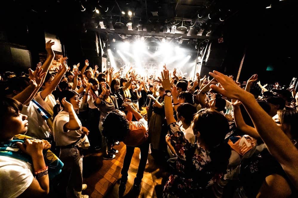 LAMP IN TERRENさんのインスタグラム写真 - (LAMP IN TERRENInstagram)「2019.8.18 『TREASURE05X -SQUEEZE ALL GROUMORS-』名古屋CLUB QUATTRO photo by @yusuke_mphoto  #テレン #lampinterren #treasure05x」9月1日 21時56分 - lampinterren