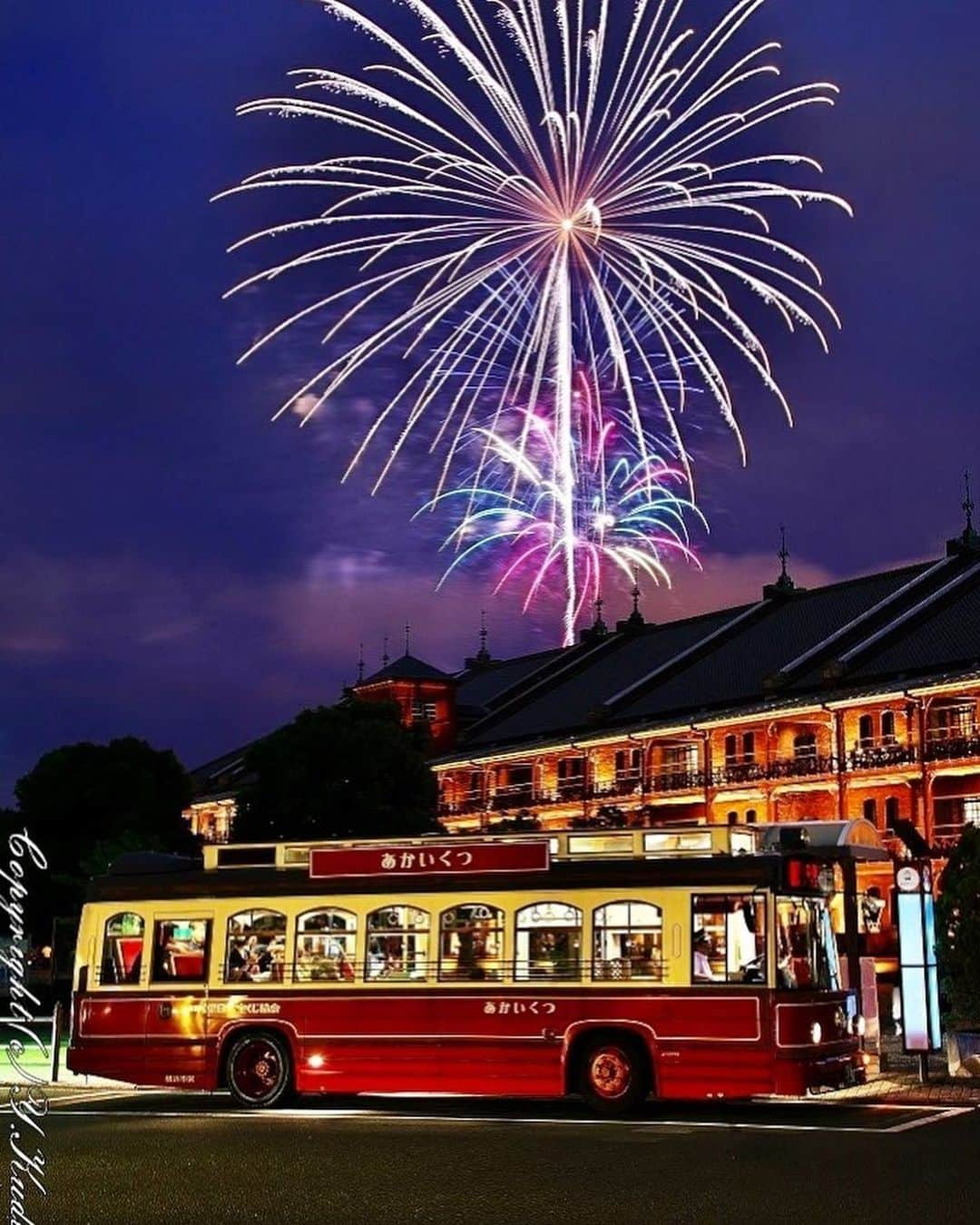 横浜市さんのインスタグラム写真 - (横浜市Instagram)「Starting September in Yokohama with a bang. Photo: @kdo.yokohama #myyokohama」9月1日 21時51分 - findyouryokohama_japan