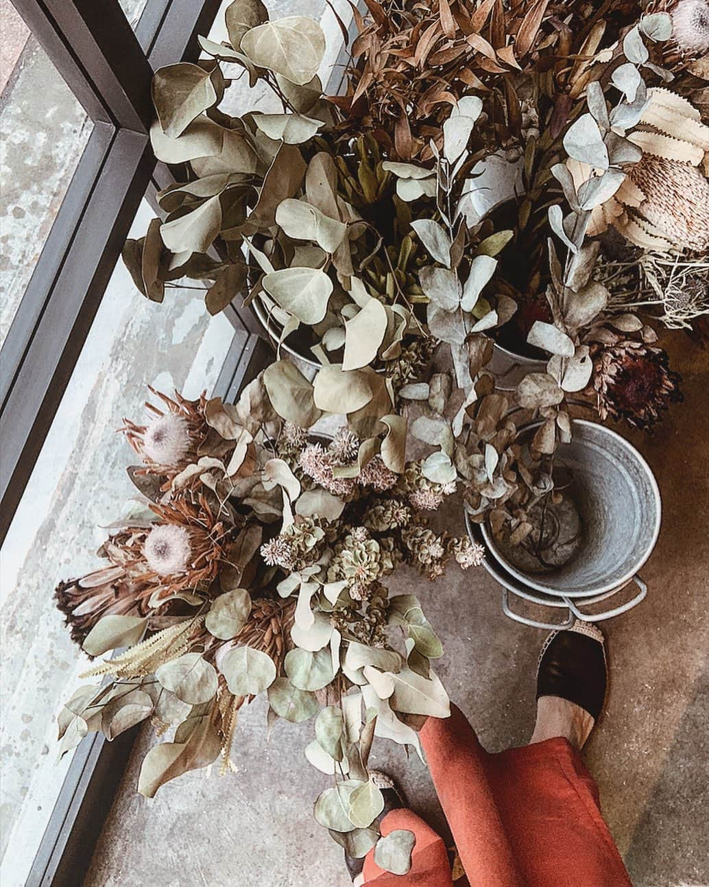 Erikaさんのインスタグラム写真 - (ErikaInstagram)「September START▷▶︎▷ . . . *ɢᵒᵒᵈ ɴⁱᵍʰᵗ . #driedflower #september #hello#autumn」9月1日 21時59分 - 911erika