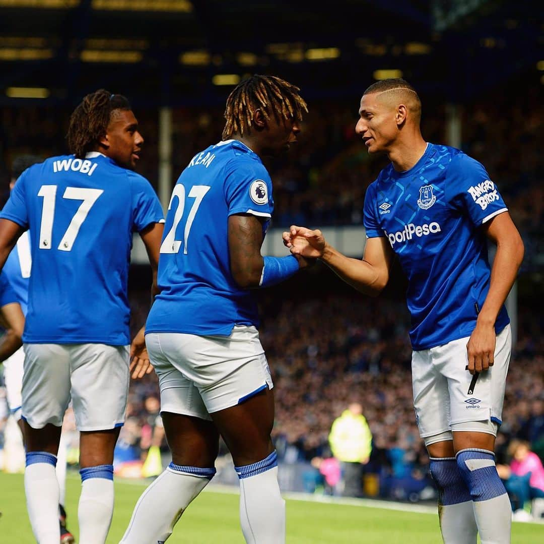 エヴァートンFCさんのインスタグラム写真 - (エヴァートンFCInstagram)「⚽️🐦 • • • #everton #efc #blues #toffees #coyb #richarlison #brazil #brasil #pombo #kean #wolves #evewol #goal #celebration #premierleague #pl」9月1日 22時25分 - everton