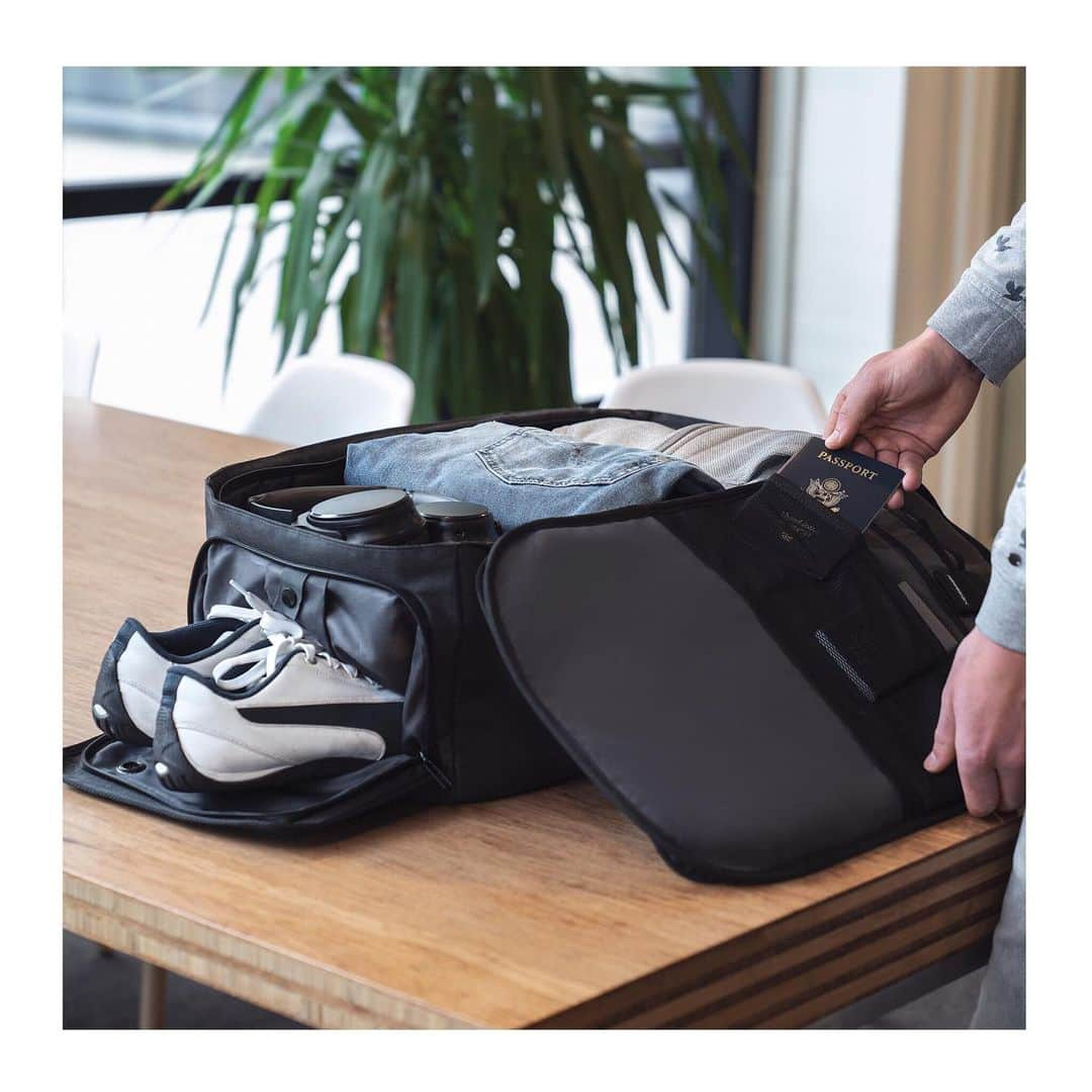 XD Designさんのインスタグラム写真 - (XD DesignInstagram)「#PackandGo with our newest release: The Bobby Duffle! ✨⠀⠀⠀⠀⠀⠀⠀⠀⠀ ⠀⠀⠀⠀⠀⠀⠀⠀⠀ ⠀⠀⠀⠀⠀⠀⠀⠀⠀ It can carry up to 30 liters and has a loading capacity of 12.5 kgs. Great for those short trips and weekends away. You can even carry it as backpack, Duffle bag or Crossover bag. You choose! 😎 ⠀⠀⠀⠀⠀⠀⠀⠀⠀ ⠀⠀⠀⠀⠀⠀⠀⠀⠀ ⠀⠀⠀⠀⠀⠀⠀⠀⠀ Click the link in bio or tap the image for more info 👍 ⠀⠀⠀⠀⠀⠀⠀⠀⠀ ⠀⠀⠀⠀⠀⠀⠀⠀⠀ • • #xddesign #madeformodernnomads #bobbybackpack #xddesignbobby #weekendbag #weekendtrip #citytrip #antitheftbag #antitheftbackpack #crossoverbag #travelers #travellifestyle #travelgear #photooftheday #journey #globetrotter #modernnomad #gotyourback #travelmore #digitalnomad #doyoutravel #thetraveltag #adventuretraveler #passportlife #travelbuddy #travelsafe #dufflebag #travelessentials」9月1日 22時41分 - xddesign