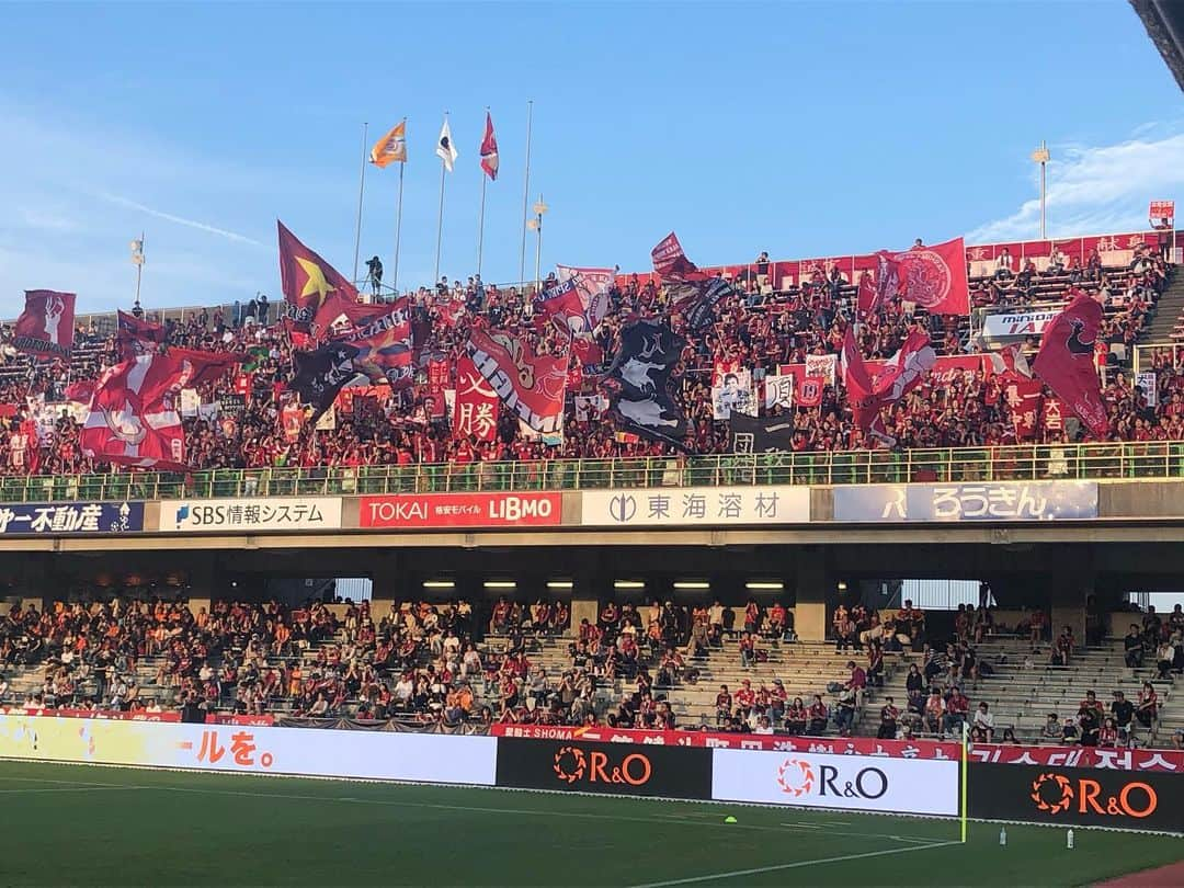 ジーコさんのインスタグラム写真 - (ジーコInstagram)「Vitoria espetacular do Kashima sobre o Shimizu por 4x0,o que nos deixa isolado na segunda posição,4 pontos atras do líder CF Tokyo,que sera nosso proximo adversário em Kashima.Parabéns e força Kashima. Essas fotos dos jogadores são da Yumi,nossa fotografa oficial desde o inicio do Kashima.」9月1日 22時44分 - zico