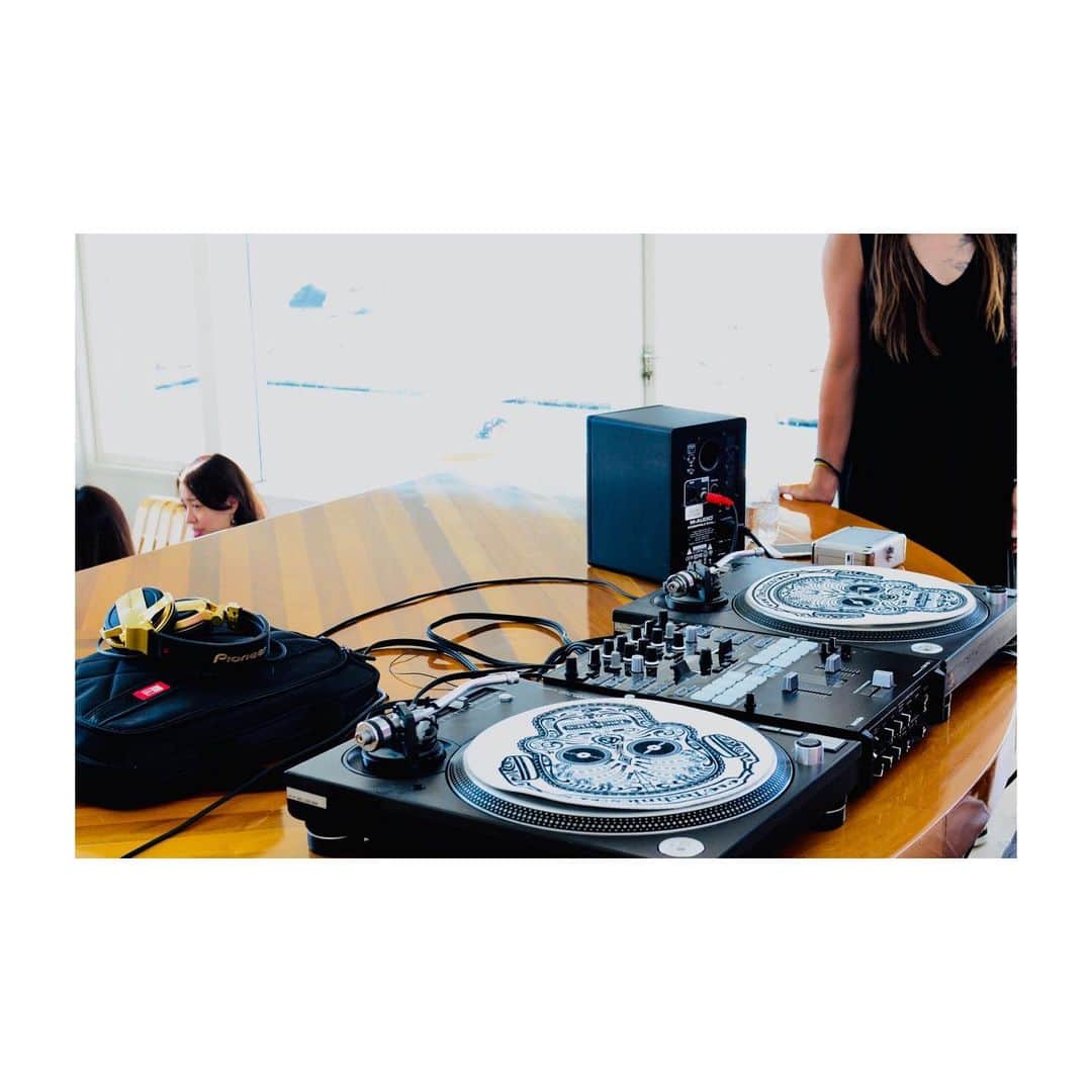 DJ PMXさんのインスタグラム写真 - (DJ PMXInstagram)「プライベートパーティー at 葉山  #bbq #プライベートパーティー #葉山 #locohama」9月1日 22時56分 - djpmx_locohama