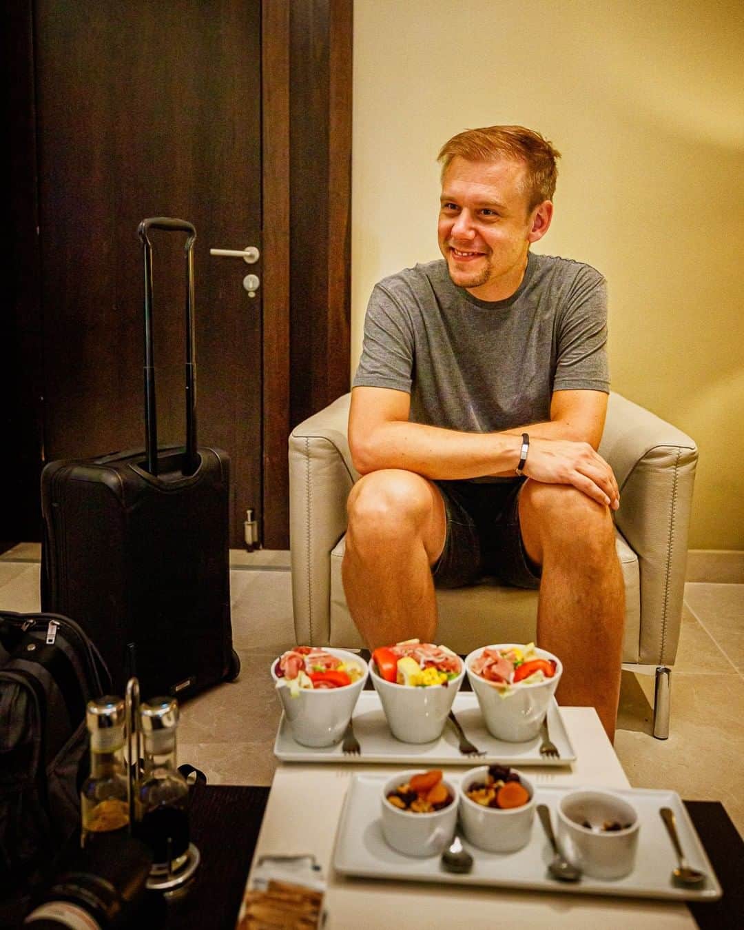Armin Van Buurenさんのインスタグラム写真 - (Armin Van BuurenInstagram)「What's your favorite meal of the day? 😋」9月1日 23時01分 - arminvanbuuren