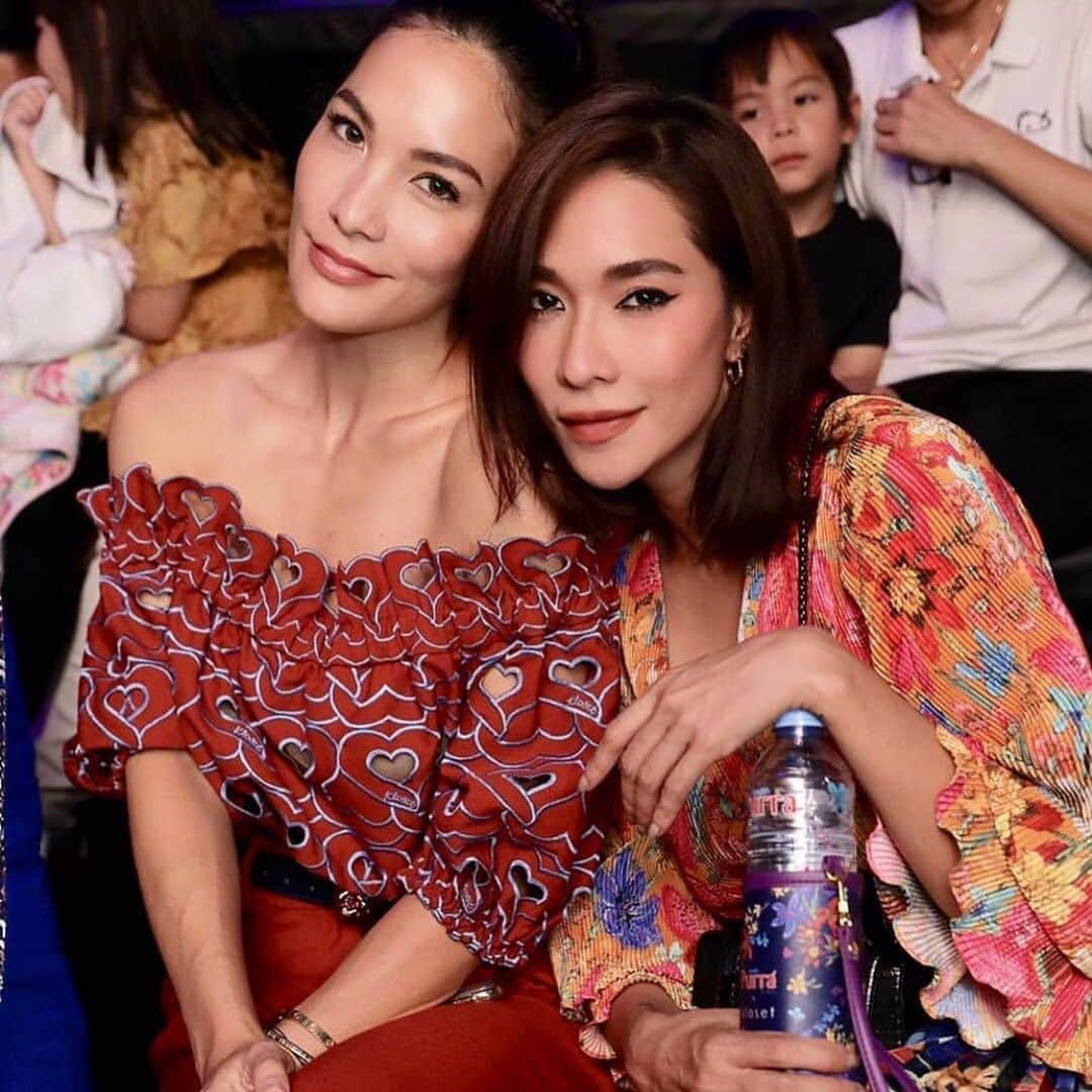 Laila Boonyasakさんのインスタグラム写真 - (Laila BoonyasakInstagram)「@paipie #ellefashionweek2019  @klosetdesign  @kamkloset  #ellefashionweek2019 @ordinarys_studio #ordinarysstudio」9月1日 23時10分 - chermarn