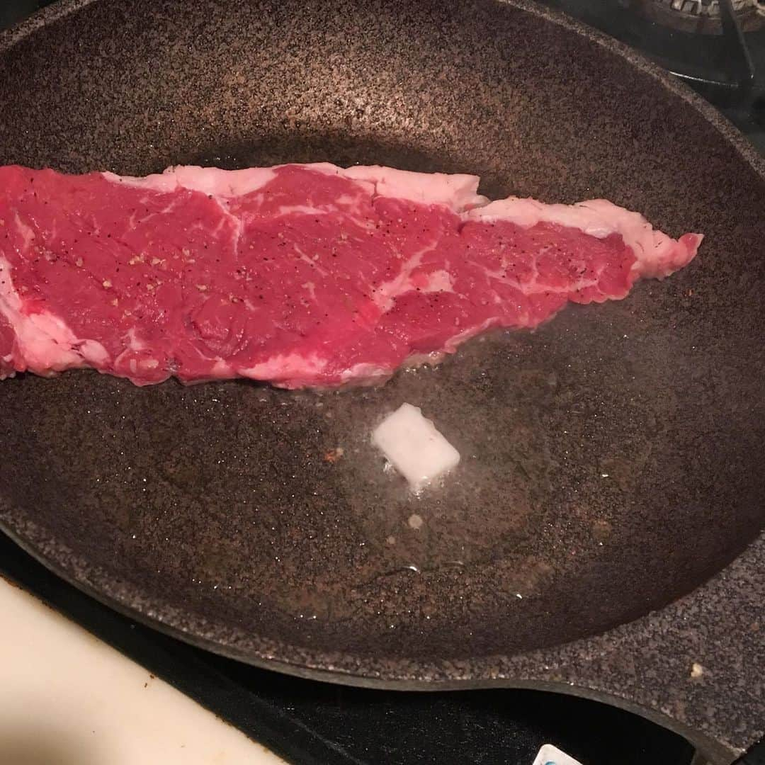 範田紗々さんのインスタグラム写真 - (範田紗々Instagram)「おうちでお肉を焼きました」9月2日 10時17分 - handa_sasa