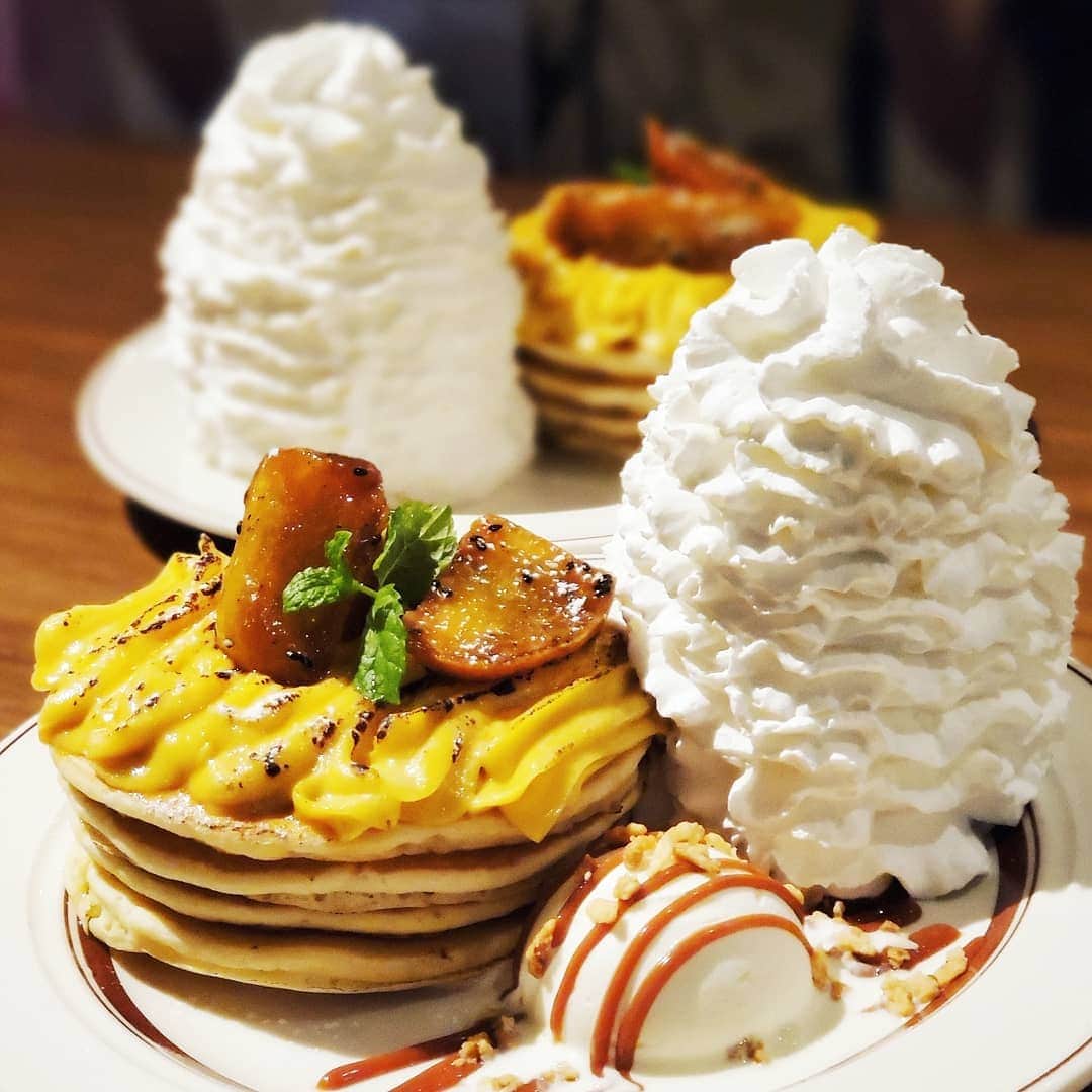 ミスター黒猫（黒猫仙人）のグルメインスタ