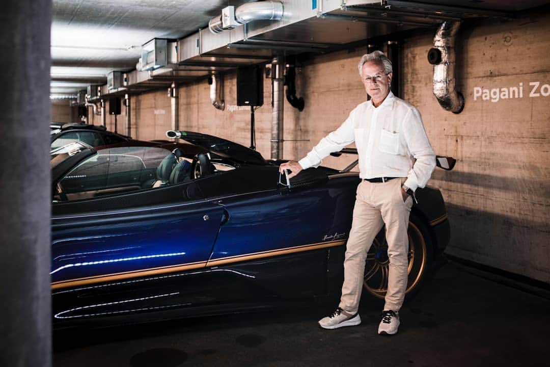 パガーニ・アウトモビリのインスタグラム：「Look who joined the 2019 @supercarownerscircle in Andermatt!  #pagani #soc #supercarownerscircle #andermatt2019 #socevents #zonda #huayra #kesselracing @kessel_ch Pic by @cavarischi」
