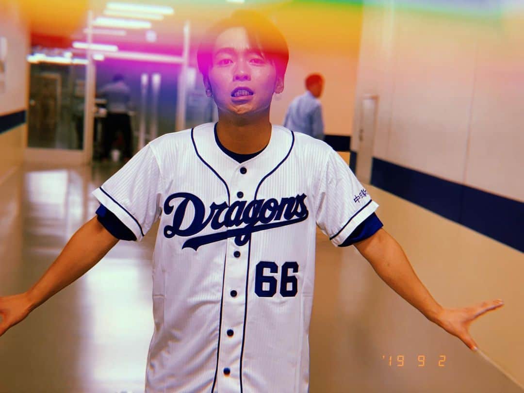 Show-heyのインスタグラム：「Dragons🐉 #No66 #dragons」