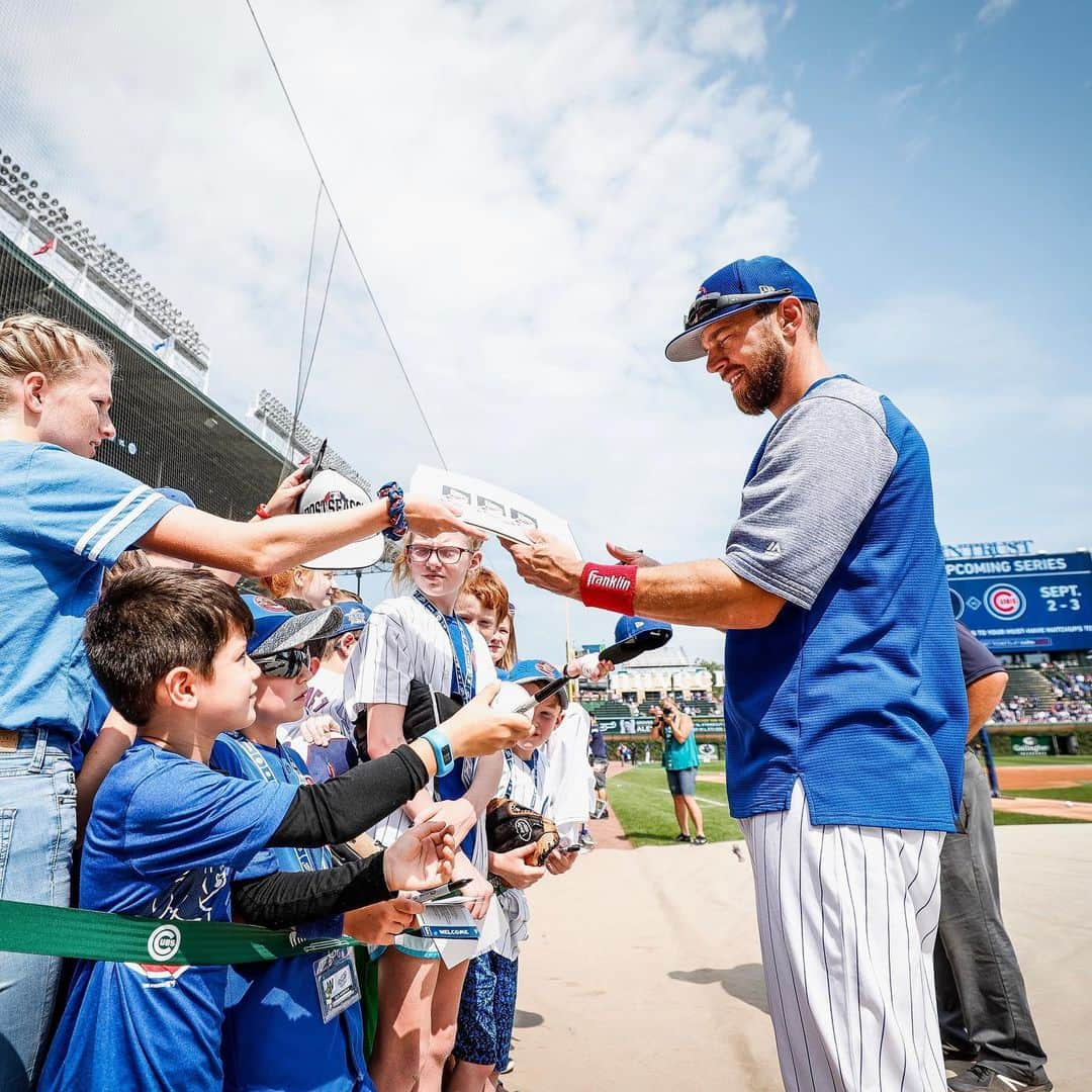 シカゴ・カブスさんのインスタグラム写真 - (シカゴ・カブスInstagram)「Welcome back, @benzobrist18! #EverybodyIn」9月2日 1時59分 - cubs