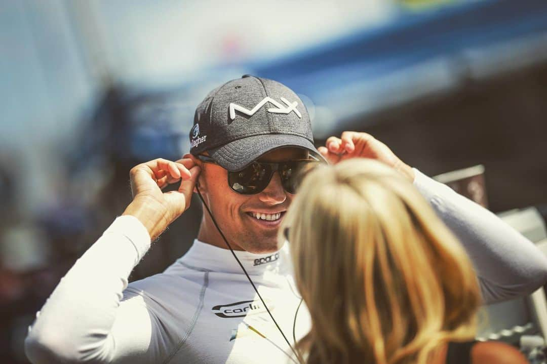 マックス・チルトンさんのインスタグラム写真 - (マックス・チルトンInstagram)「It’s race day here in Portland. Last years winner started 20th so I am starting 20th... 😁 @gallagherglobal @carlinracing」9月2日 2時08分 - maxchilton