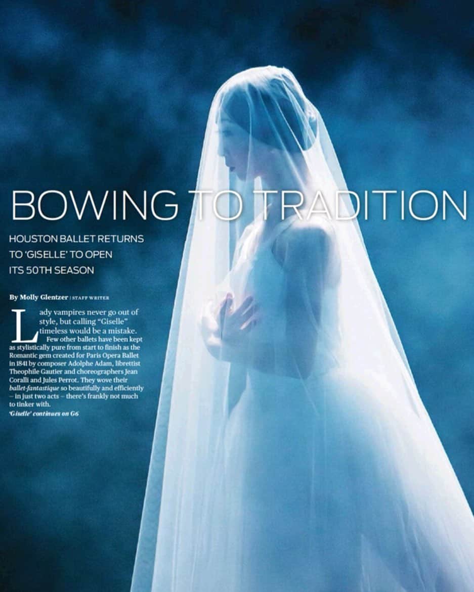 のインスタグラム：「From today’s Houston Chronicle’s Zest. You can find beautiful images of the history of Houston Ballet “Giselle”😍 (Link on the bio) 今日のヒューストンクロニクル新聞のZestマガジンより。ヒューストンバレエ歴代「ジゼル」の素晴らしい写真が載っています😍 サイトはプロフィールに載せているリンクから見れます😉  #ballet #ballerina #giselle #lovestory #love #houston #houstonchronicle」