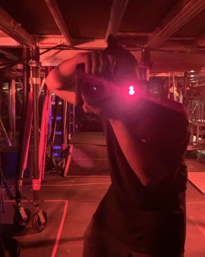 Alfredo Floresのインスタグラム：「READY KÖLN 📸⚡️ #sweetenertour」