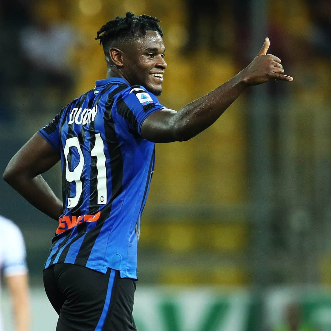 アタランタBCさんのインスタグラム写真 - (アタランタBCInstagram)「Back to business 🤙🏿🤙🏿🤙🏿 ⏸ Il 1º gol di @duvanzapata91 in questa @seriea ci porta al riposo sull’1-1! It’s a tie at the end of the first half! — #AtalantaTorino #SerieATIM #GoAtalantaGo ⚫️🔵」9月2日 4時45分 - atalantabc