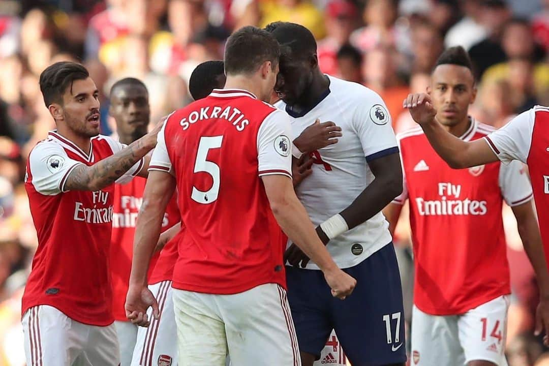 ムサ・シソコさんのインスタグラム写真 - (ムサ・シソコInstagram)「A good derby with 1point taken even we wanted the victory. Thanks to the fans, now let's place to @equipedefrance 👊🏿 #COYS #MS17」9月2日 4時59分 - moussasissokoofficiel