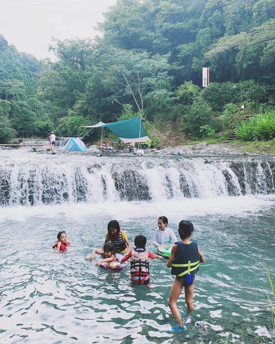 森摩耶さんのインスタグラム写真 - (森摩耶Instagram)「長かった夏休みを終え、娘達も無事に登校しました📚まだまだ残暑が厳しいけど切り替えて、シャキッとせねばー😊🤣 #夏休み #2019 #完」9月2日 10時36分 - maya_mori