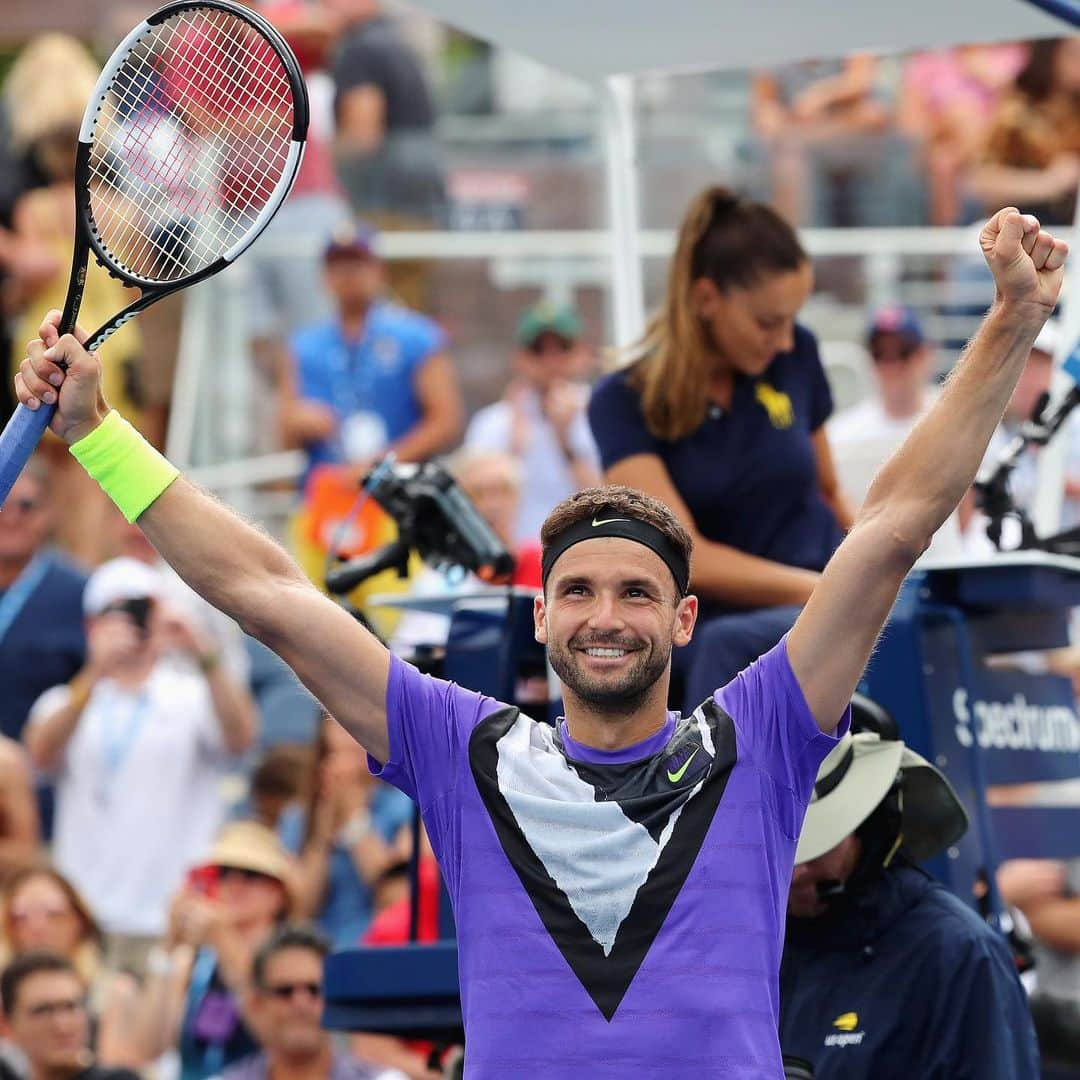 ATP World Tourさんのインスタグラム写真 - (ATP World TourInstagram)「That first @usopen QF feeling 😄  @grigordimitrov powers past de Minaur 7-5 6-3 6-4 to reach the last 8 in New York for the first time in his career 👏」9月2日 5時06分 - atptour