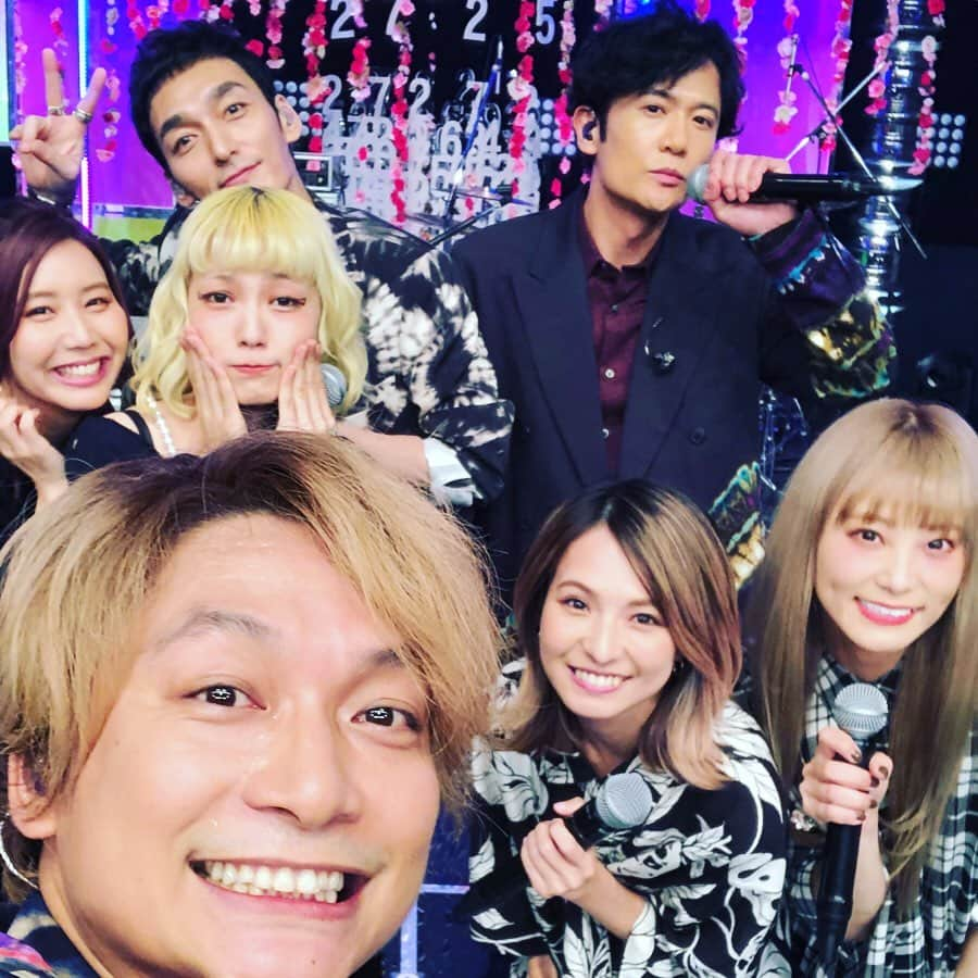 香取慎吾さんのインスタグラム写真 - (香取慎吾Instagram)「9月の #ななにー も楽しかったです！ よしっ！一ヶ月頑張って.またみんなで10月も楽しもも！！ #MEGUMI #釈由美子 #小手伸也 #岡田結実 #品川祐 #みちょぱ #キャイーン #SCANDAL #水原希子 #Katt #おはすみ」9月2日 5時46分 - katorishingo_official