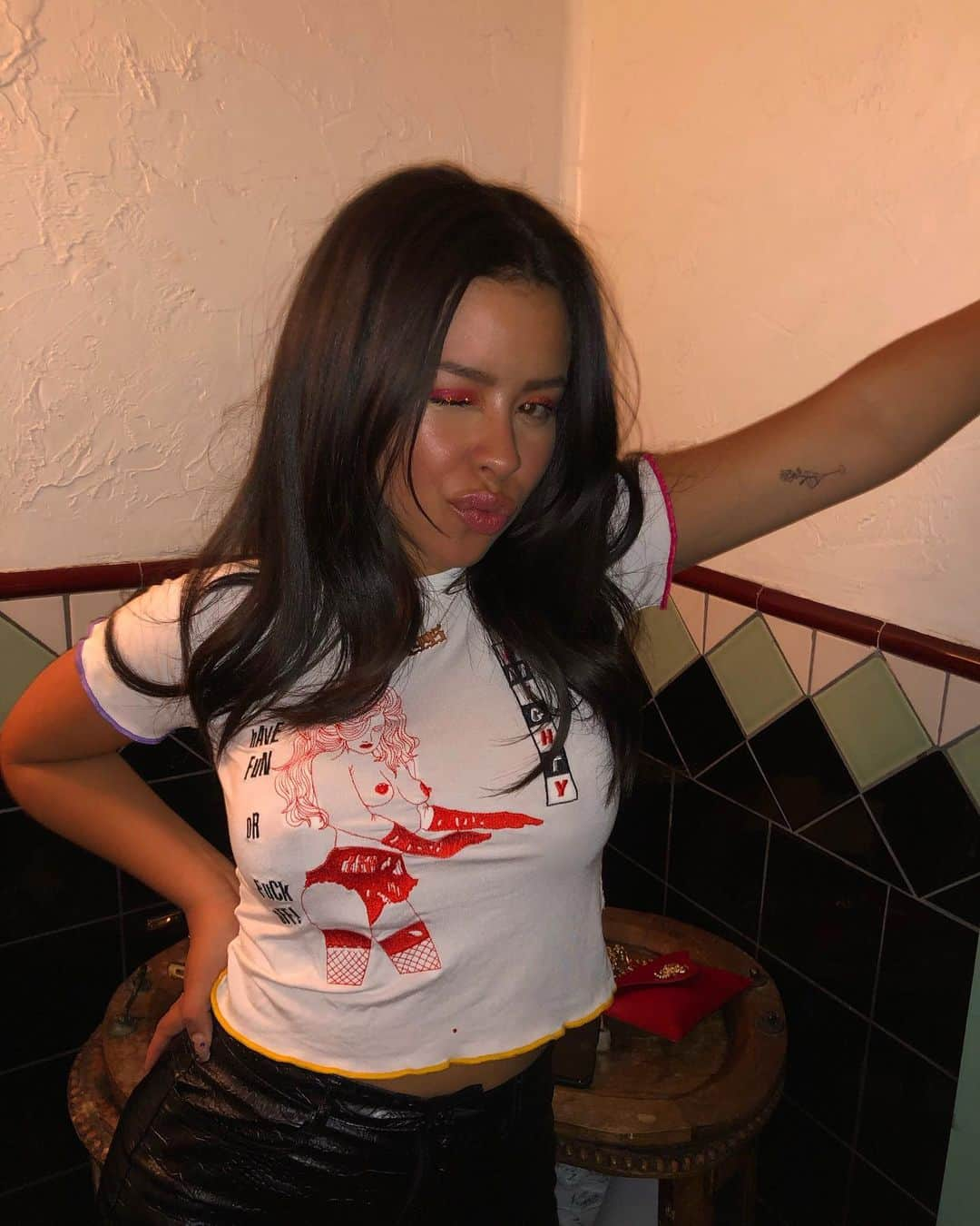 シエラ・ラミレスさんのインスタグラム写真 - (シエラ・ラミレスInstagram)「90s baby 💖 what year were you born?」9月2日 6時02分 - cierraramirez