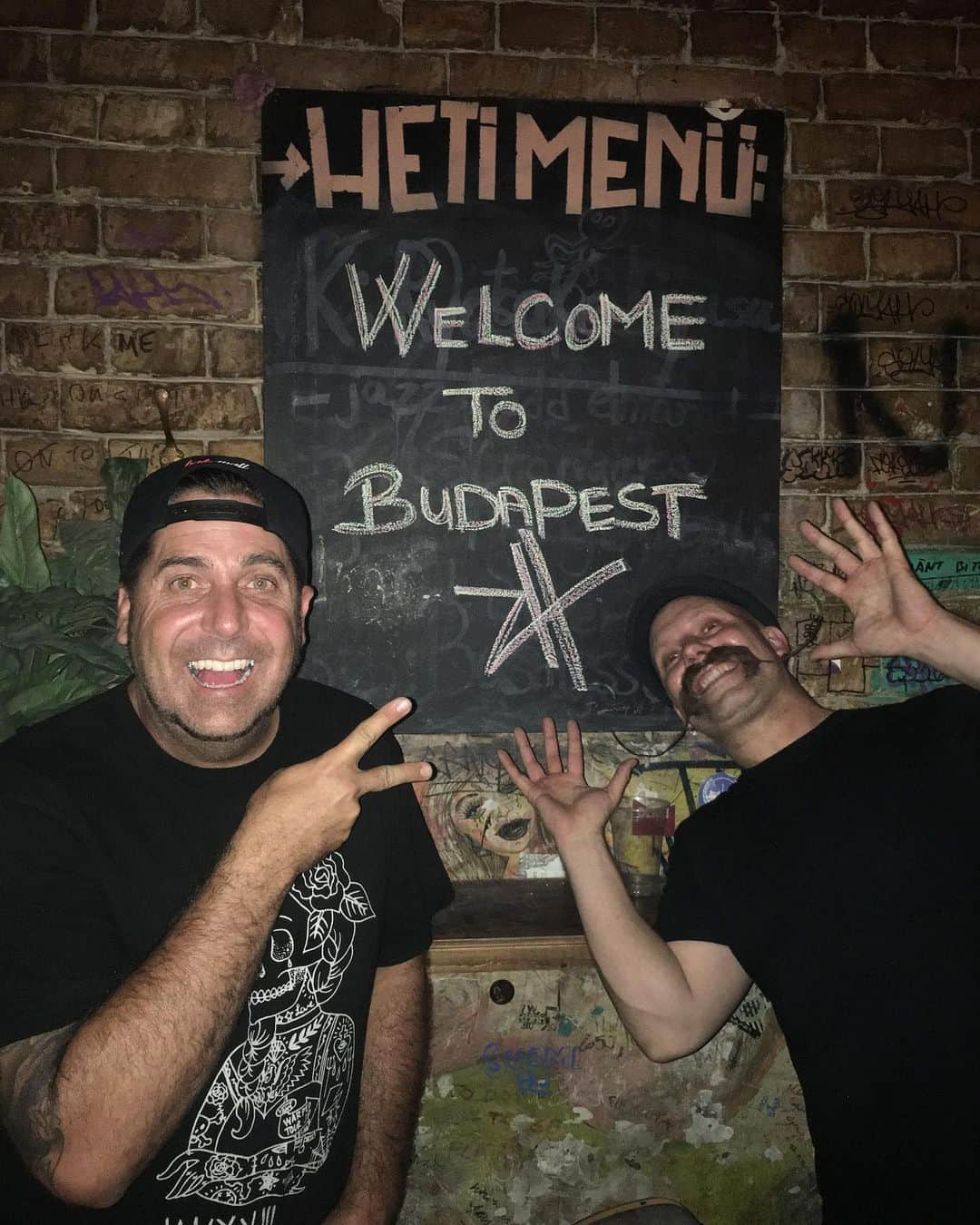 Zebraheadさんのインスタグラム写真 - (ZebraheadInstagram)「Budapest we're here!!! We play tomorrow at @durer_kert with @thebottomlineuk ! Monday night party night in Budapest!!! Let's get turnt!!! #Zebrahead #mfzb #braininvaders #budapest #klubvittula #dürerkert @klub.vittula」9月2日 6時32分 - zebraheadofficial