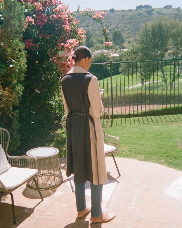 Club Monacoのインスタグラム：「Timeless trench, colorblocked outlook.」