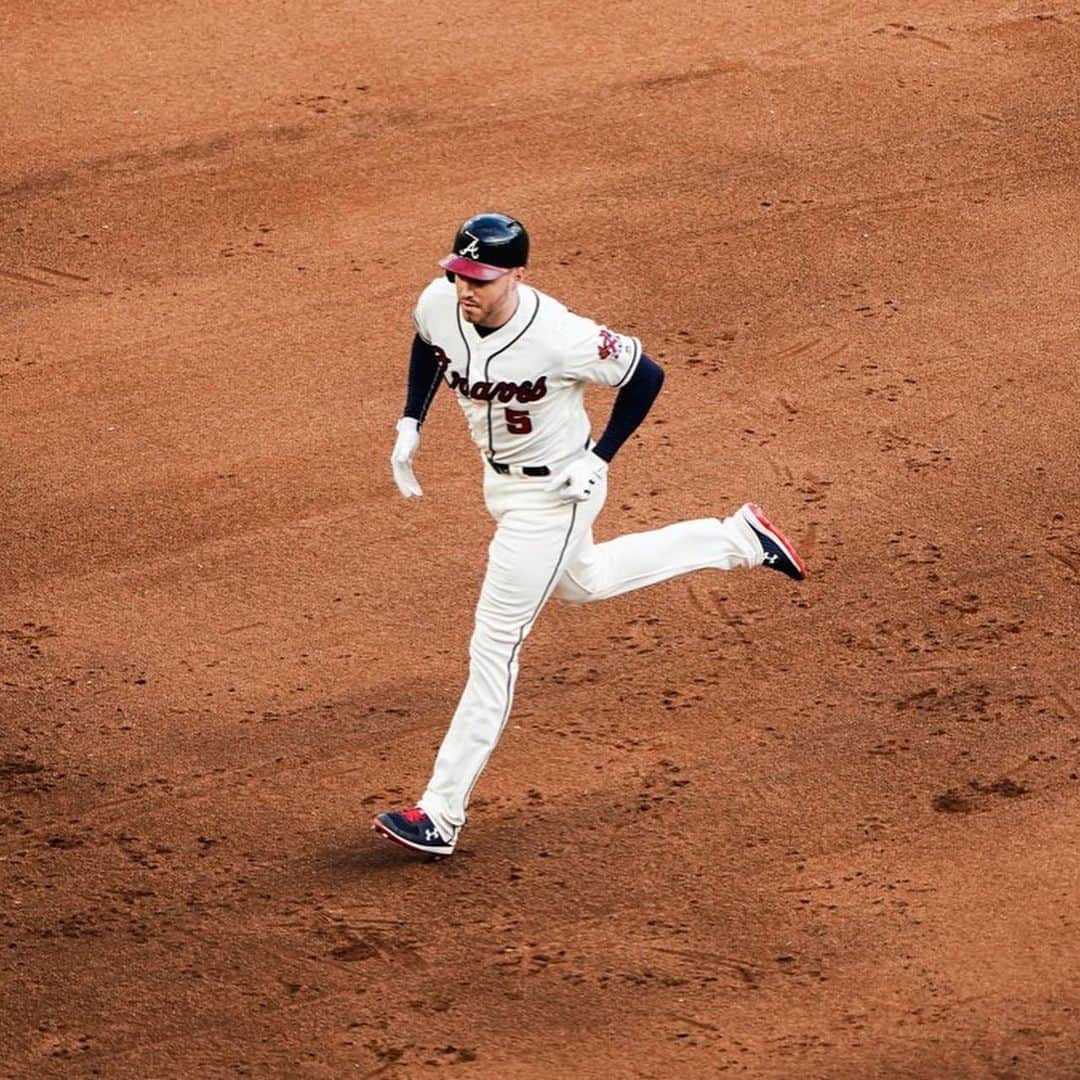 アトランタ・ブレーブスさんのインスタグラム写真 - (アトランタ・ブレーブスInstagram)「FEAR THE FREEMAN. #ChopOn」9月2日 8時25分 - braves