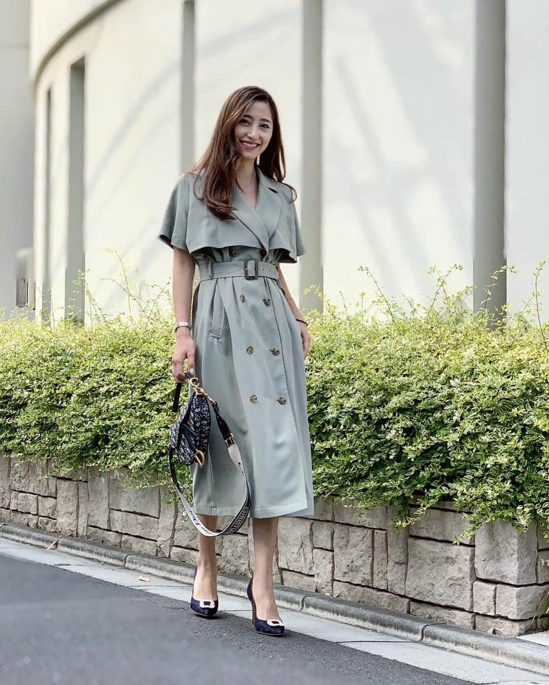 のインスタグラム：「． 今日のコーデ💚 夕日での1枚は昭和感漂ってる笑 一応 平成生まれw ． 代々木上原の @good_town_bakehouse 🤤🍔 和牛バーガーは初めて食べたんだけど かなりジューシーで美味しすぎた！！ 他にもピッツァ、パスタ、サンドイッチ などなどシェアしてもいいなって思った🙄💓 実はハンバーガーマニアで 色々なところ食べ歩いてます😋 ． 乃がみの食パン食べたことある方！！ 広尾のぱん士郎の食パン🍞もおすすめです！！ ． コーデ詳細↓ one-piece▷ @murua_official bag▷ @dior pumps▷ @dianashoespress ． #代々木上原ランチ #代々木上原カフェ #グッドタウンベイクハウス #goodtownbakehouse #ハンバーガー #hamburger #東京グルメ #グルメ女子 #食パン好き #乃がみ #ぱん士郎」