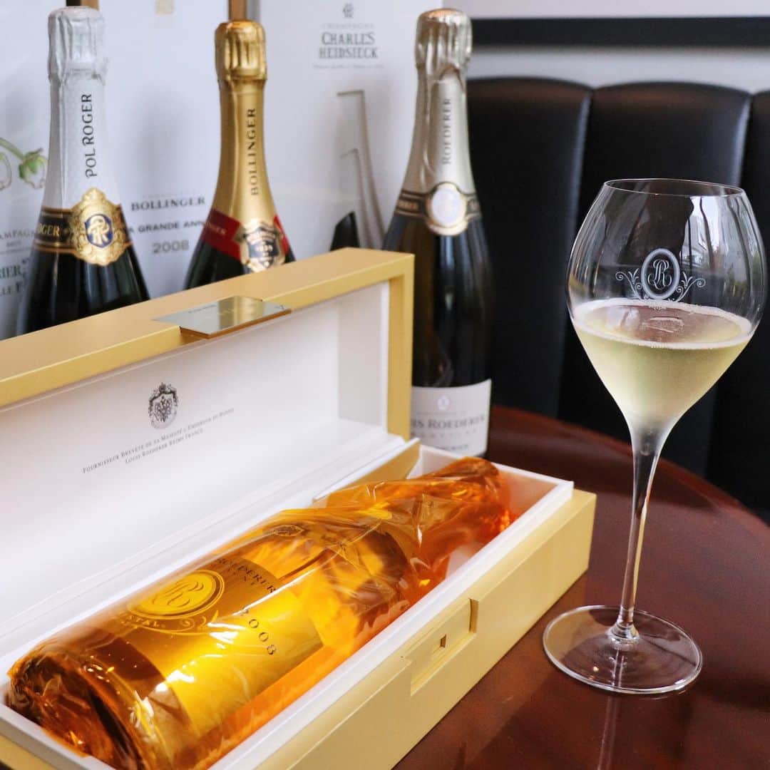 ワイン専門店エノテカ公式アカウントのグルメインスタ