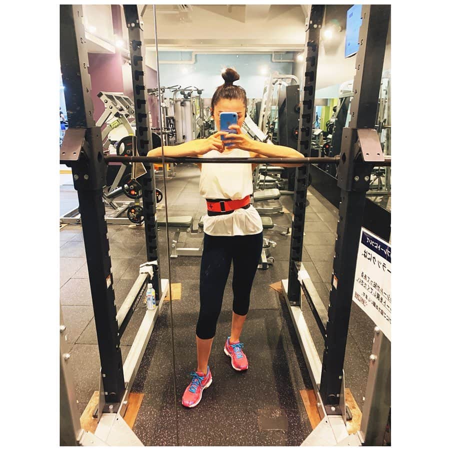 高原愛のインスタグラム：「今日は事務所に行ったあとジムで自主トレ😊こうしてセルフでも出来ることが増えてきて嬉しいなぁ❣️少しずつコツコツ！継続は力なり😊✨✨✨ #gym#gymgirl#fit#fitnessgirl#fitness#fitnesslife#gymmotivation#motivation#train#training#parsonal#lovefitness#sports#パーソナル#トレーニング#ヒップアップ#シェイプ#ダイエット#スクワット#セルフケア#セルフトレーニング#継続は力なり#🍑🍑🍑」