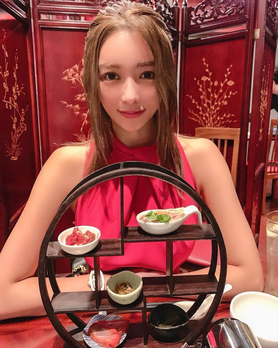 濱野りれのグルメインスタ