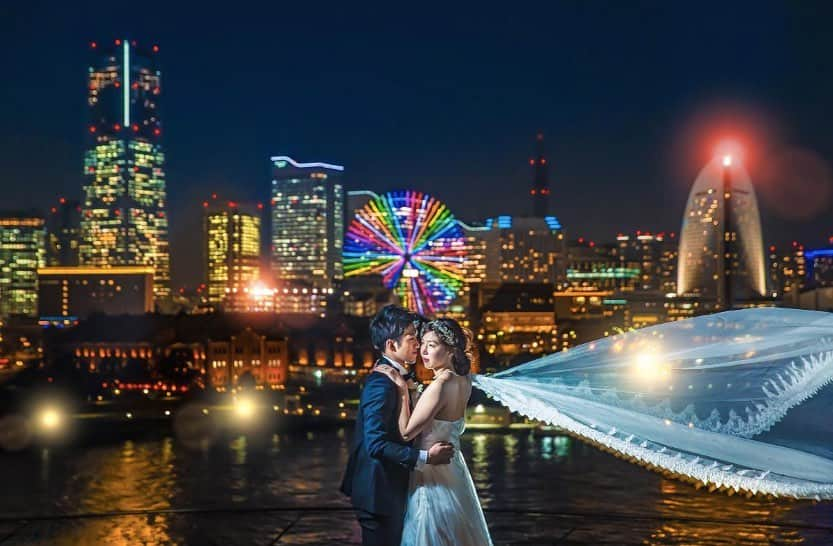 Decollte Wedding Photographyさんのインスタグラム写真 - (Decollte Wedding PhotographyInstagram)「【 🎡横浜 yokohama 大桟橋 Osanbashi ✨】﻿ ﻿ ﻿ Photographer @h_koike_aquayokohama﻿ ﻿ @studioaqua_yokohama﻿ @decollte_weddingphoto﻿ @decollte_weddingstyle﻿ ﻿ ﻿ #japan #yokohama #weddinginspiration #nightview #Weddingphotography #prewedding #weddingphoto #overseasprewedding #japaneseprewedding #japanwedding #landscapephotography #romantic #love #happiness #日本 #横浜 #海外婚紗 #婚紗 #唯美 #신부 #웨딩 #웨딩사진」9月2日 19時14分 - d_weddingphoto_jp